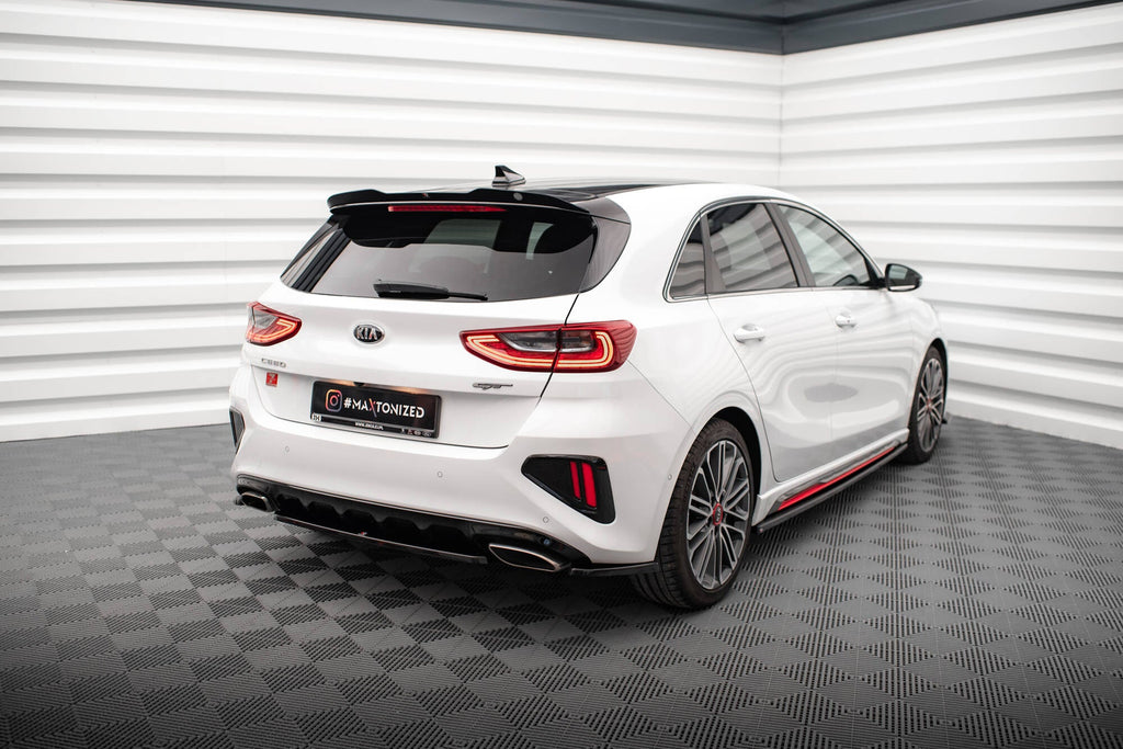 Maxton Design Splitters laterales traseros para Kia Ceed GT Mk3 - imagen 2