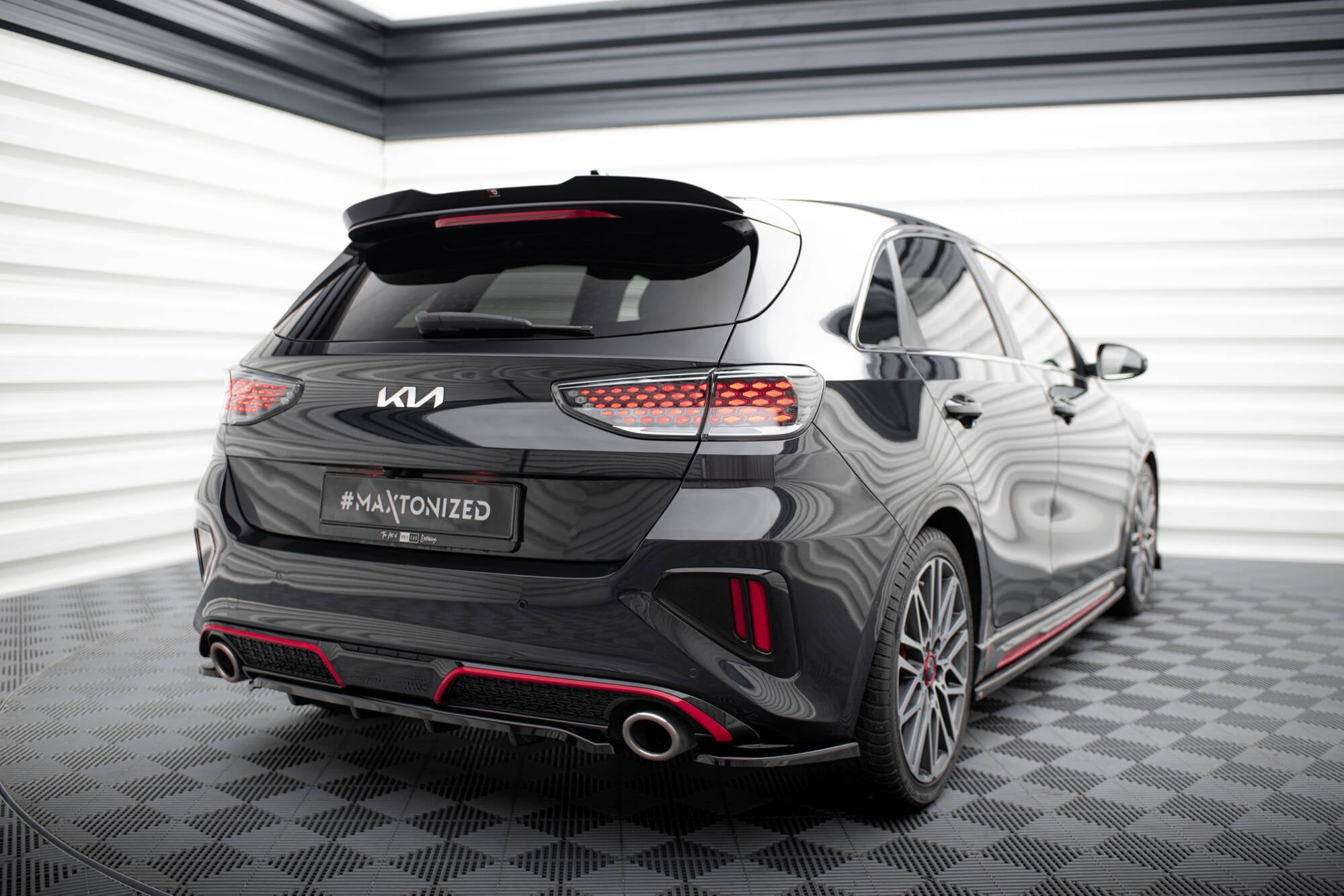 Maxton Design Splitters laterales traseros para Kia Ceed GT Mk3 Facelift - imagen 3