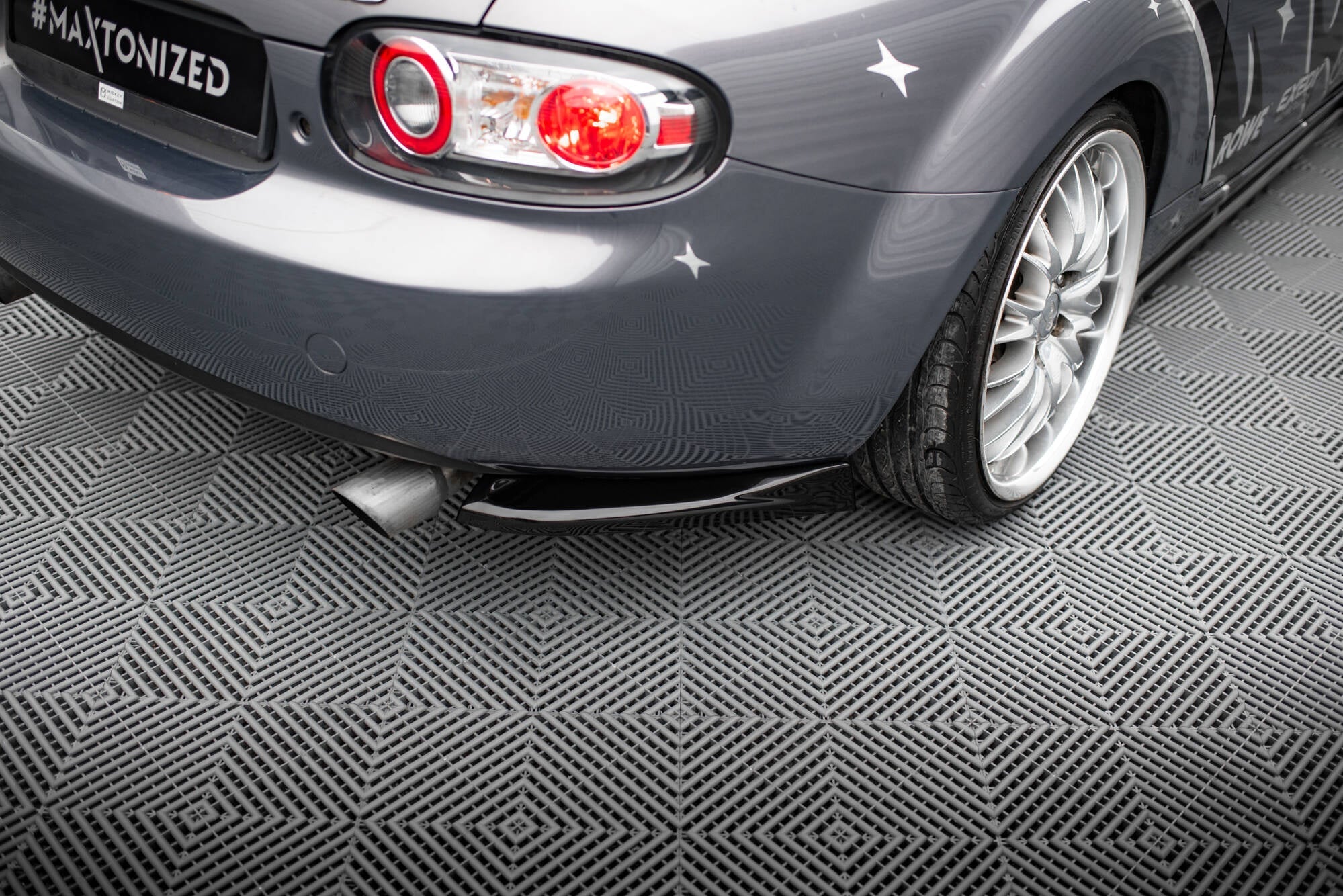 Maxton Design Splitters laterales traseros para Mazda MX5 NC (Mk3) - imagen 1
