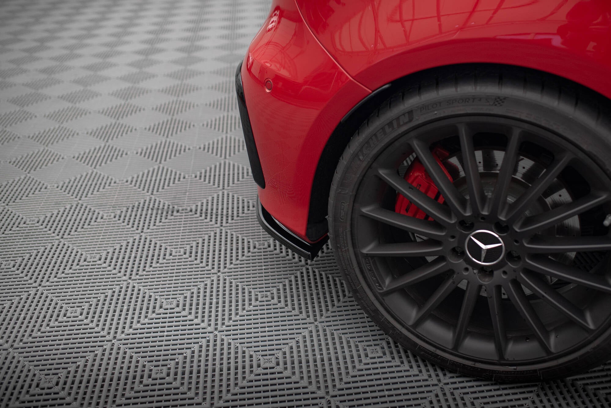 Maxton Design Splitters laterales traseros para Mercedes A W176 AMG Facelift - imagen 3