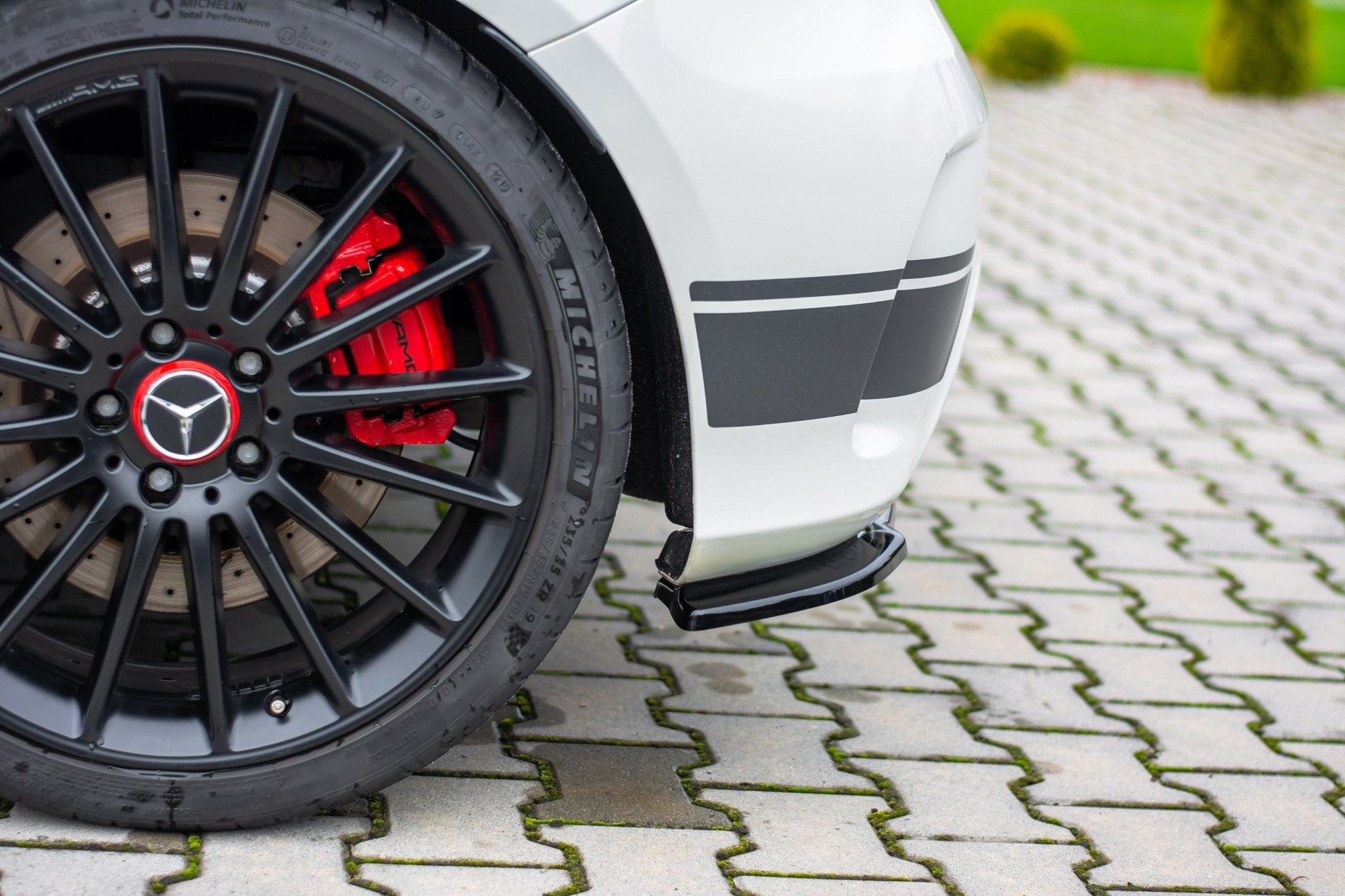 Maxton Design Splitters laterales traseros para Mercedes A45 AMG W176 - imagen 3