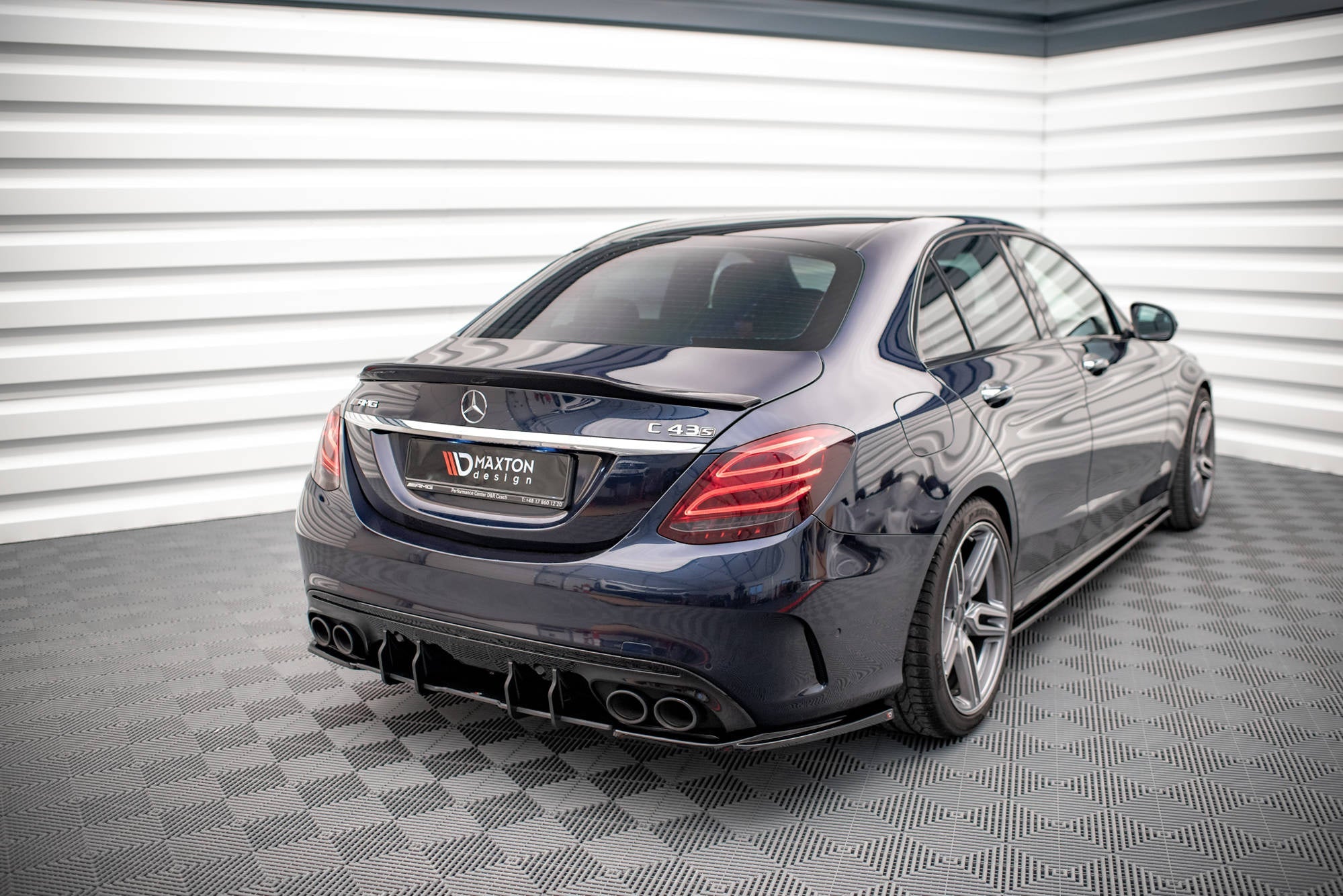 Maxton Design Splitters laterales traseros para Mercedes-AMG C 43 Sedan W205 Facelift - imagen 1