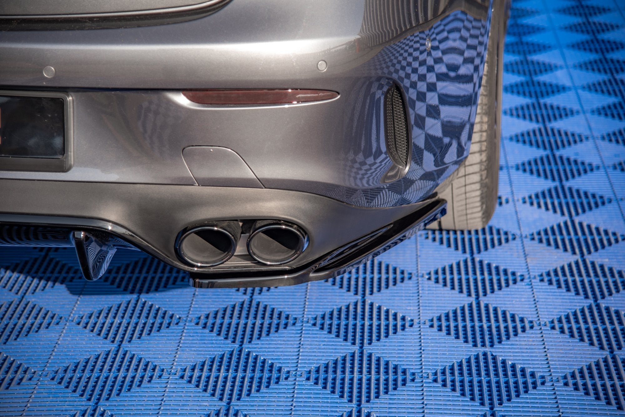 Maxton Design Splitters laterales traseros para Mercedes-AMG E53 Coupe C238 / Cabriolet A238 - imagen 1