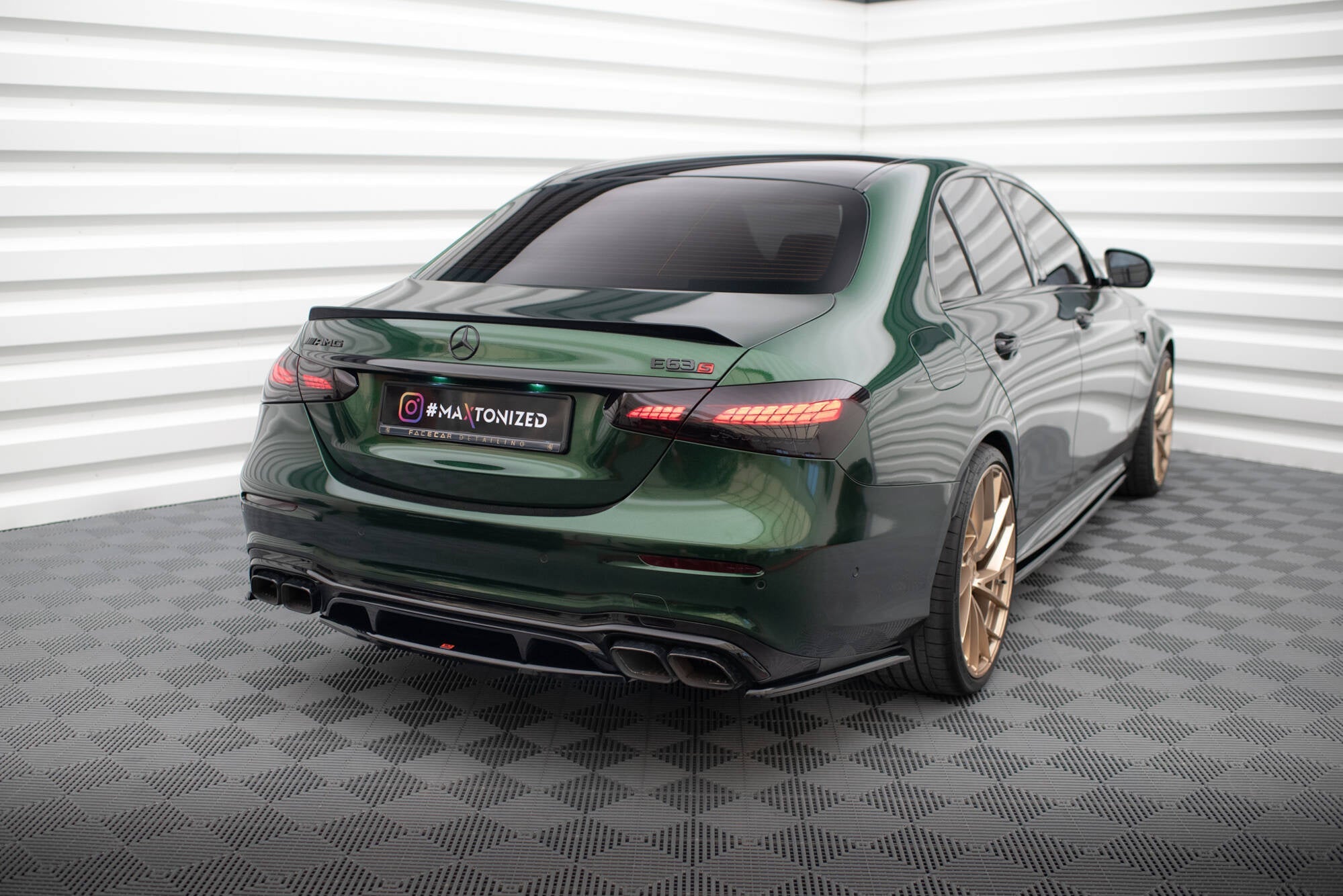 Maxton Design Splitters laterales traseros para Mercedes-AMG E63 W213 Facelift - imagen 3