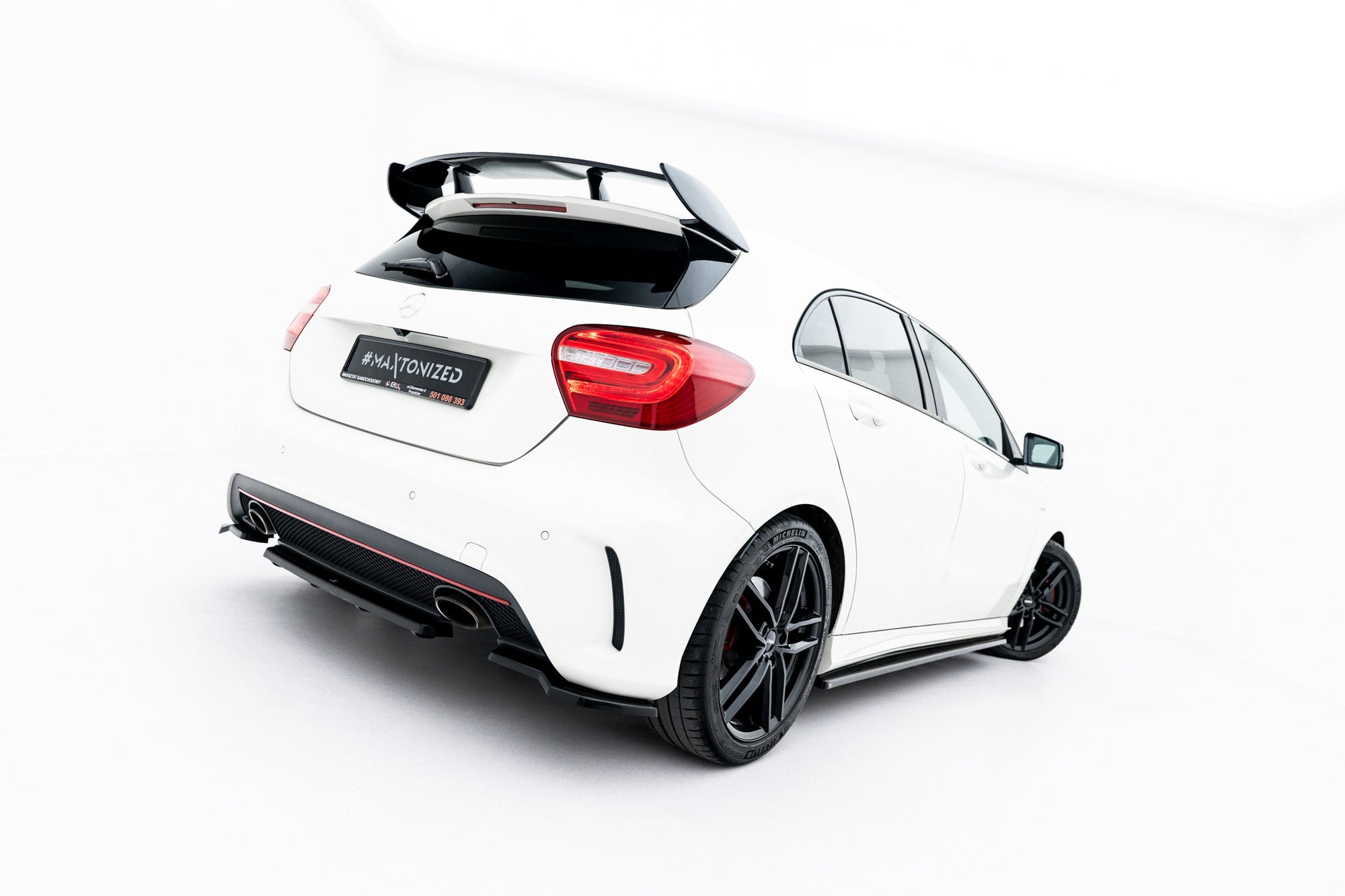 Maxton Design Splitters laterales traseros para Mercedes-Benz A AMG-Line W176 - imagen 3