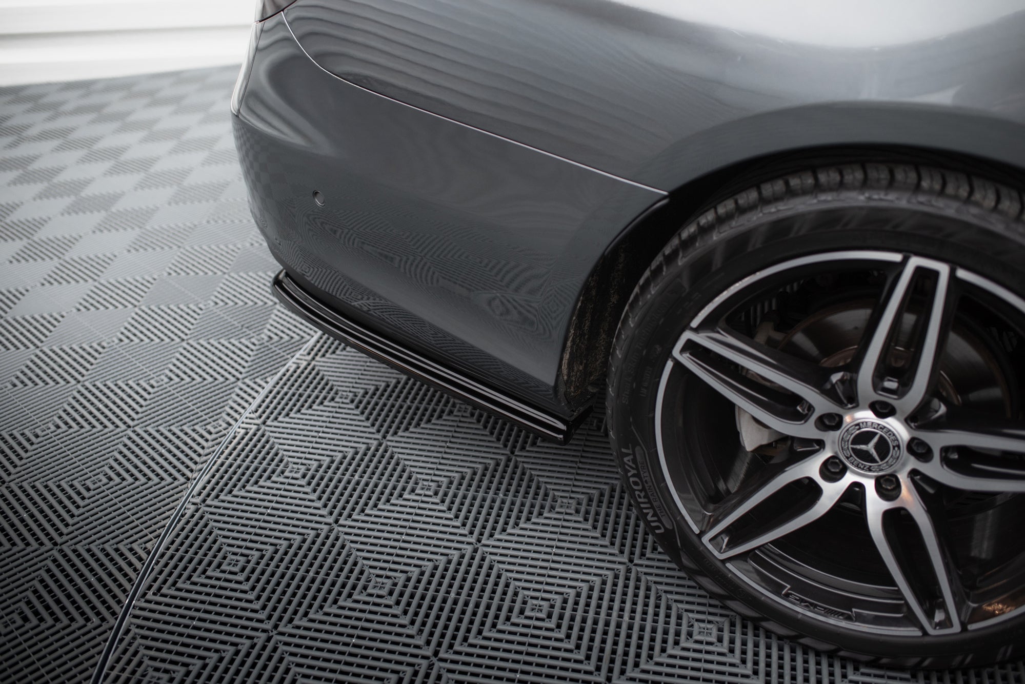 Maxton Design Splitters laterales traseros para Mercedes-Benz E43 AMG / AMG-Line Sedan / Estate W213 / S213 - imagen 3