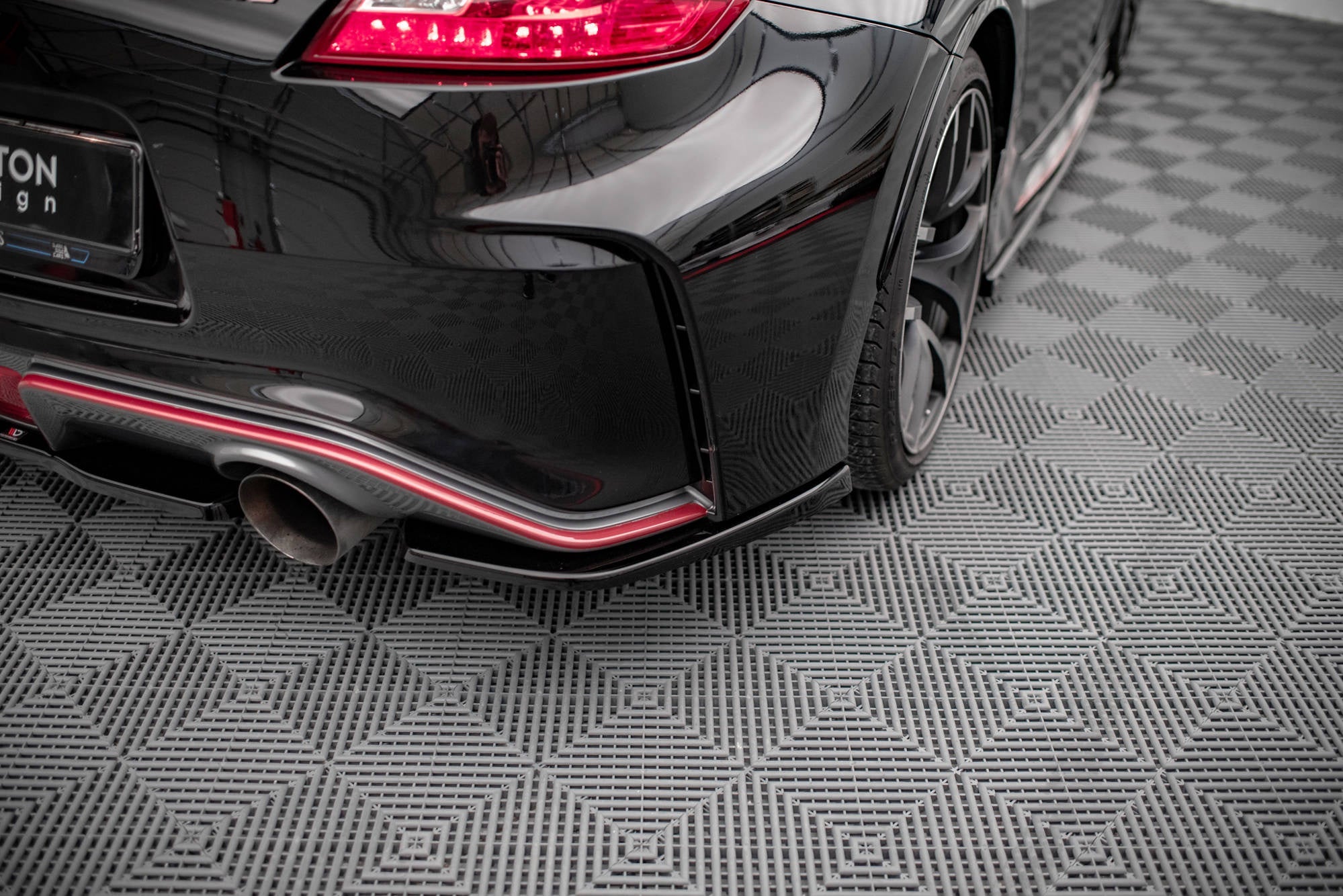Maxton Design Splitters laterales traseros para Nissan 370Z Nismo Facelift - imagen 1