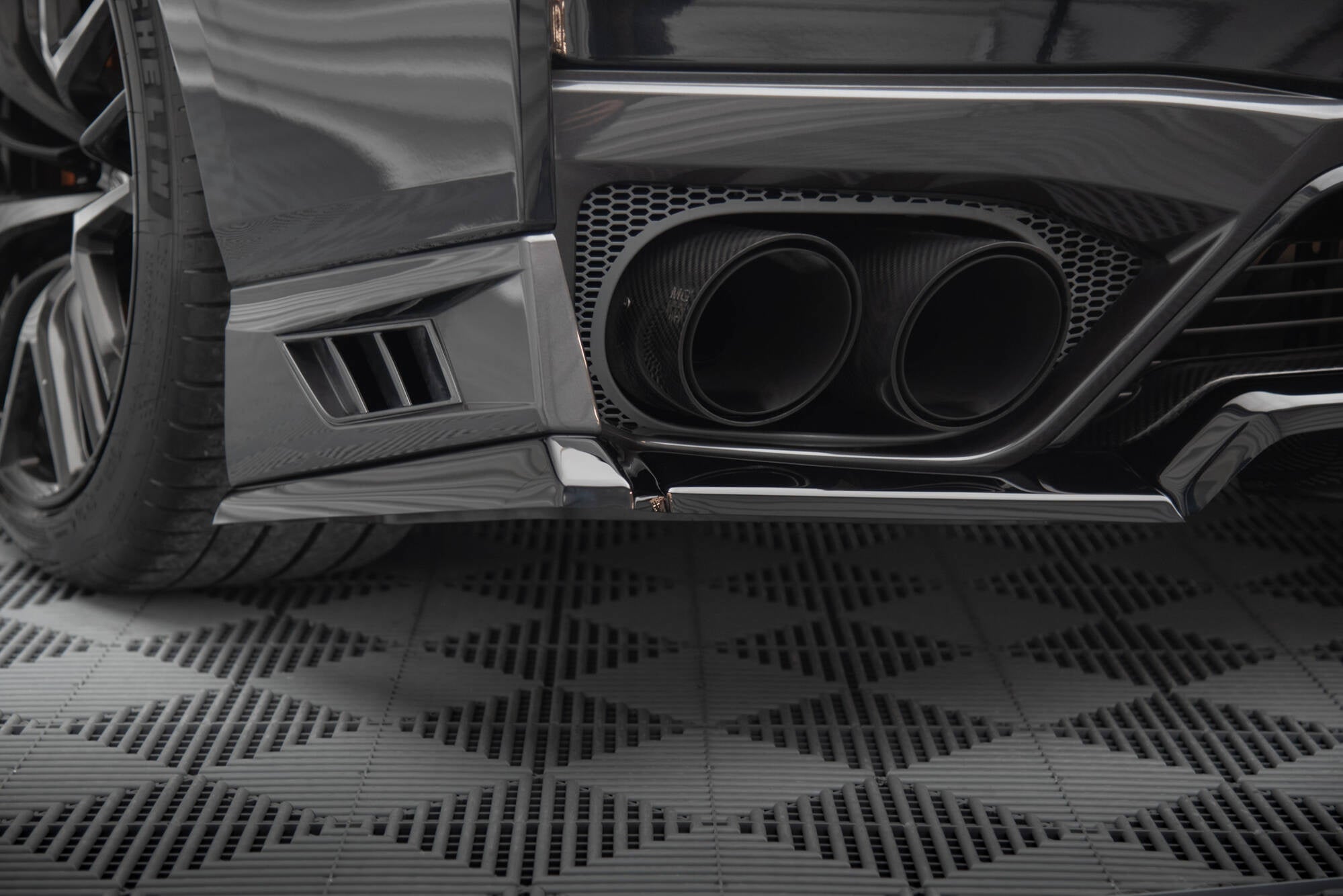 Maxton Design Splitters laterales traseros para Nissan GTR R35 Facelift - imagen 2