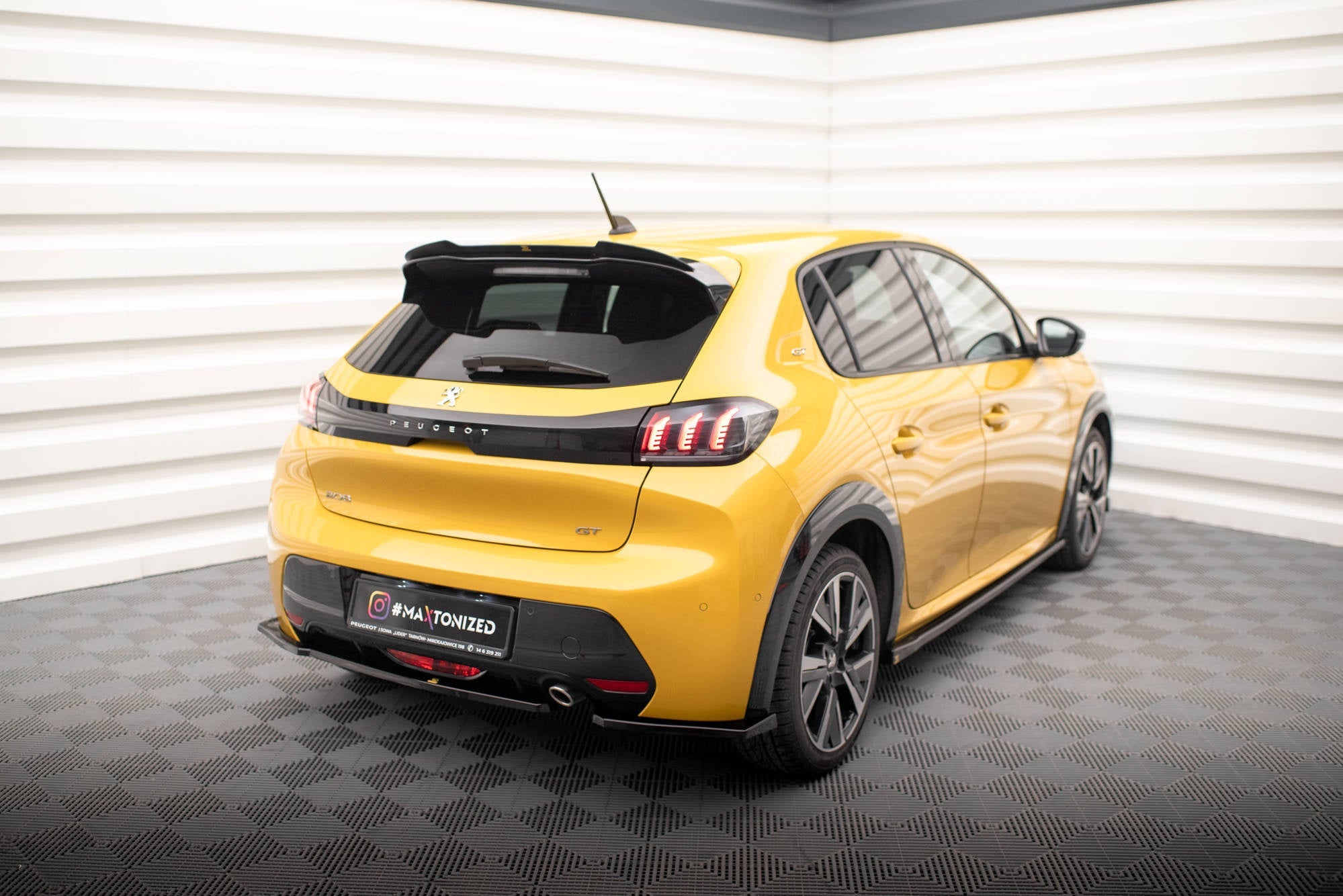 Maxton Design Splitters laterales traseros para Peugeot 208 GT Mk2 - imagen 1