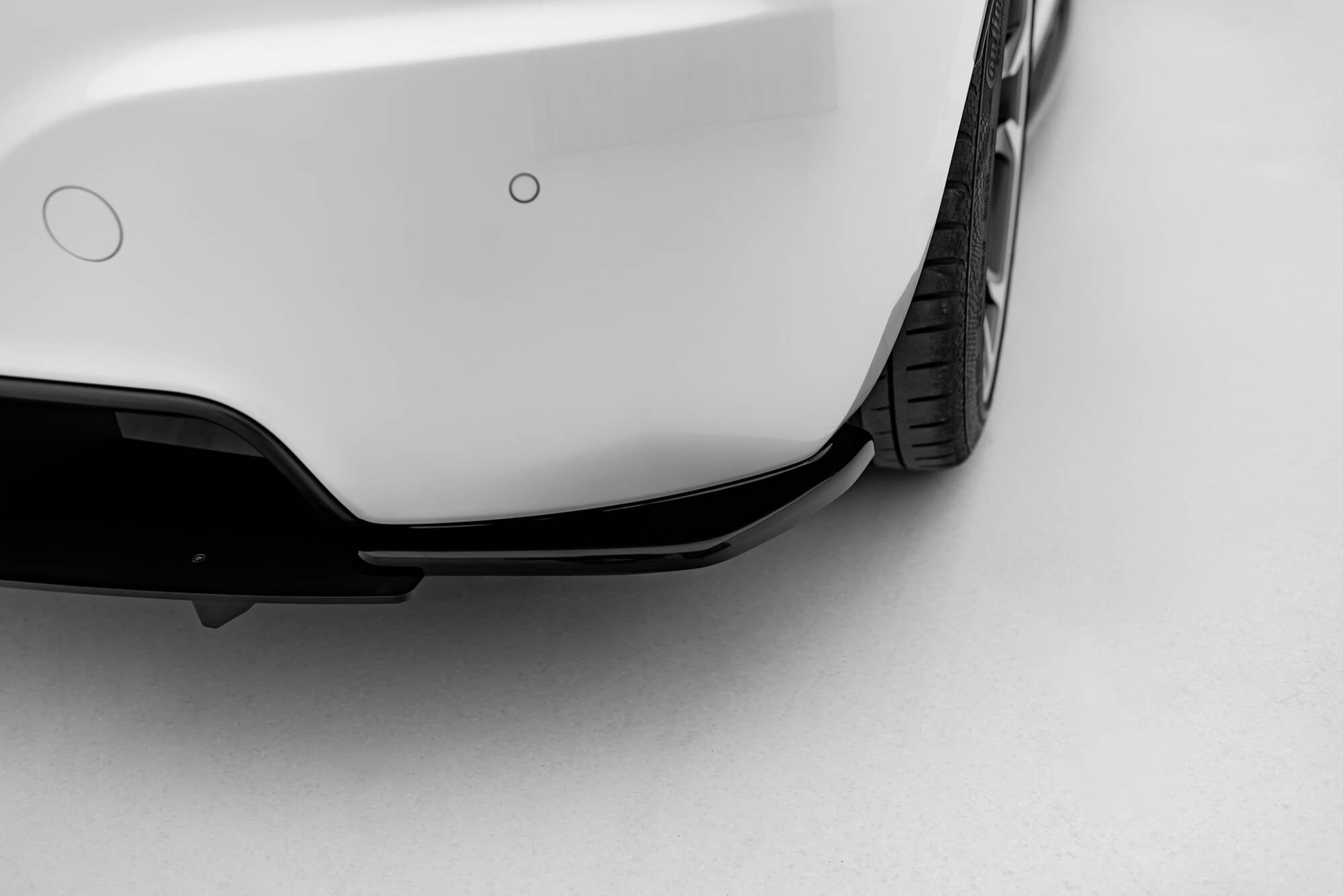 Maxton Design Splitters laterales traseros para Peugeot RCZ Mk1 / Mk1 Facelift - imagen 1