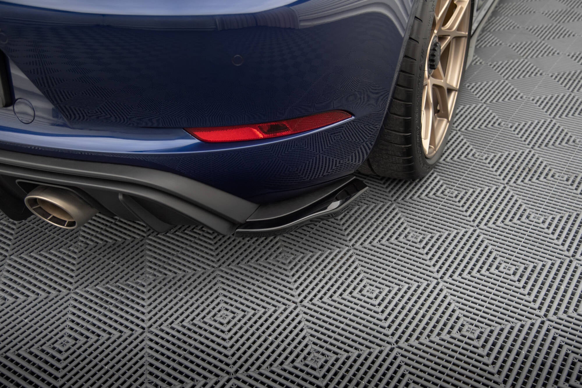 Maxton Design Splitters laterales traseros para Porsche 718 Cayman GT4 RS 982c - imagen 2