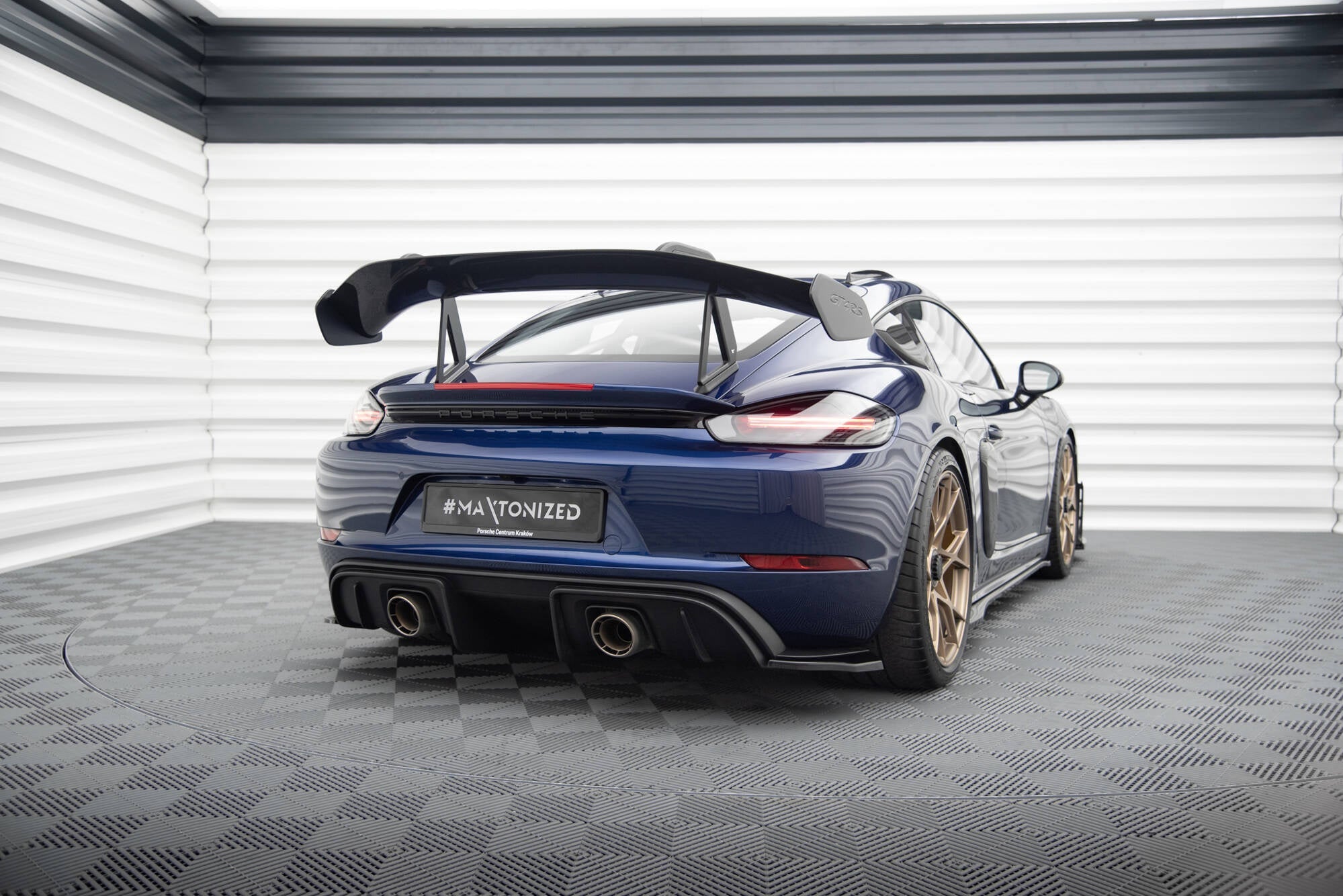 Maxton Design Splitters laterales traseros para Porsche 718 Cayman GT4 RS 982c - imagen 1
