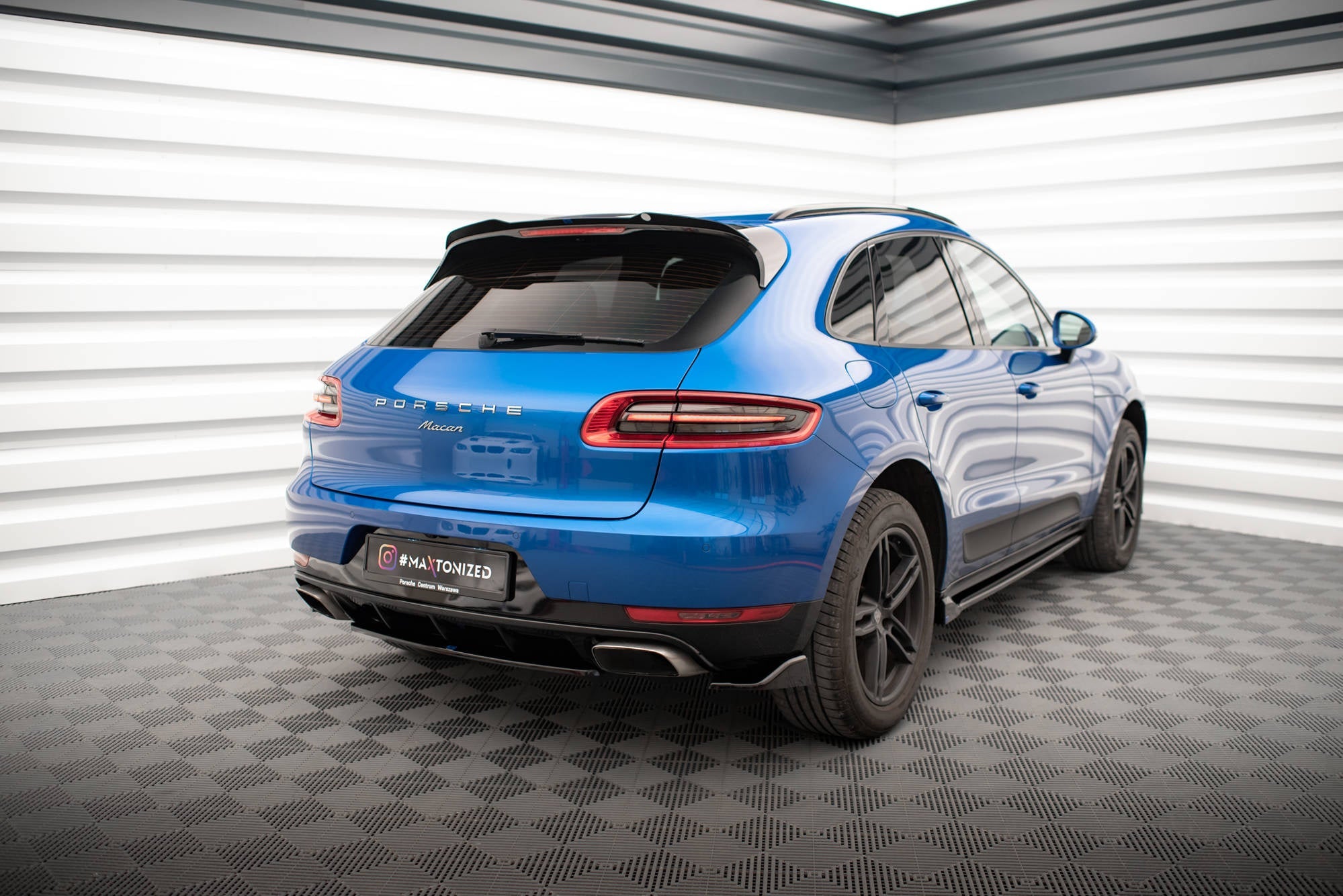 Maxton Design Splitters laterales traseros para Porsche Macan Mk1 - imagen 2