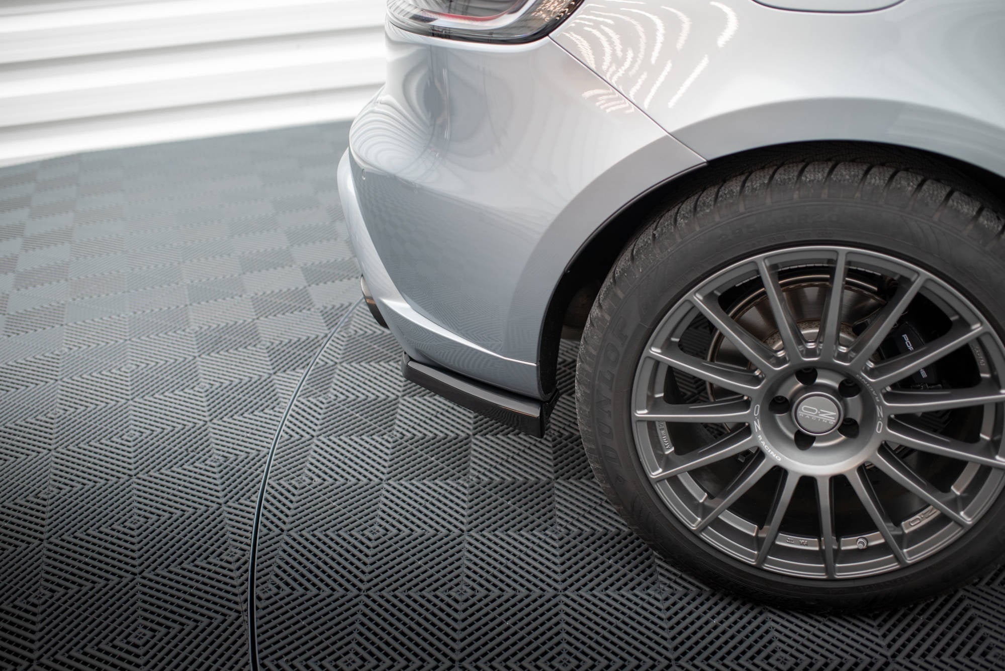 Maxton Design Splitters laterales traseros para Porsche Macan Mk1 Facelift 2 - imagen 2