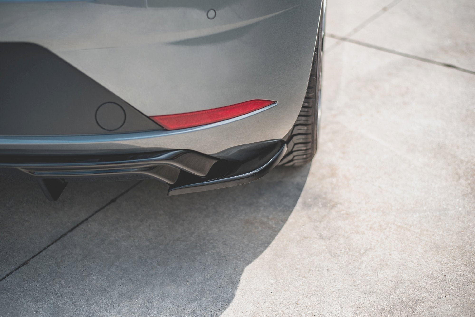 Maxton Design Splitters laterales traseros para Seat Leon Mk3 FR Facelift - imagen 2