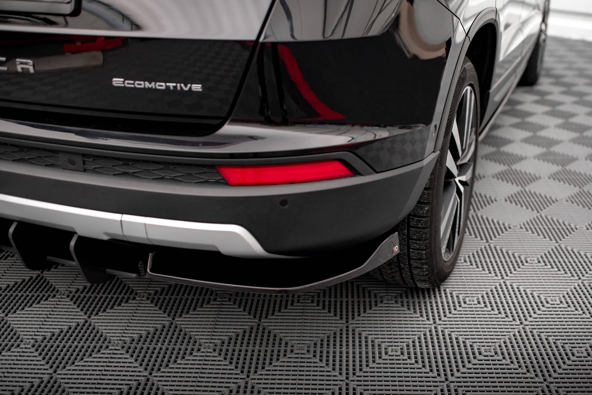 Maxton Design Splitters laterales traseros para Seat Ateca Mk1 - imagen 1