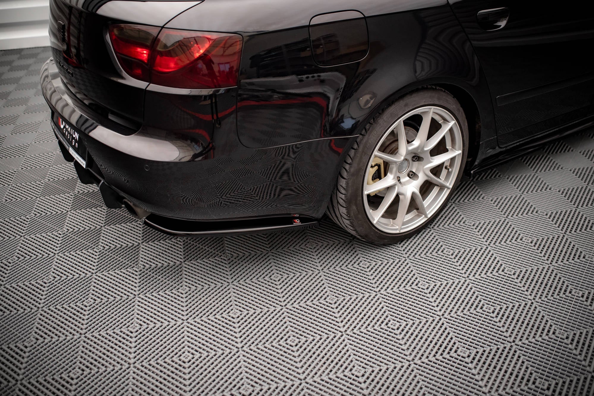 Maxton Design Splitters laterales traseros para Seat Exeo - imagen 2