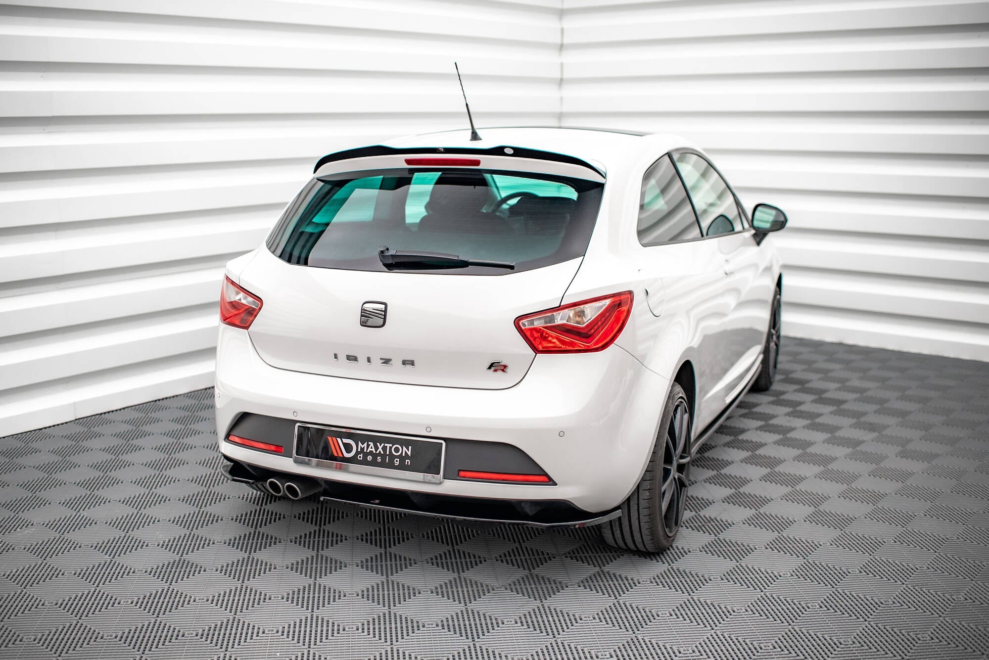 Maxton Design Splitters laterales traseros para Seat Ibiza FR SC Mk4 Facelift - imagen 1