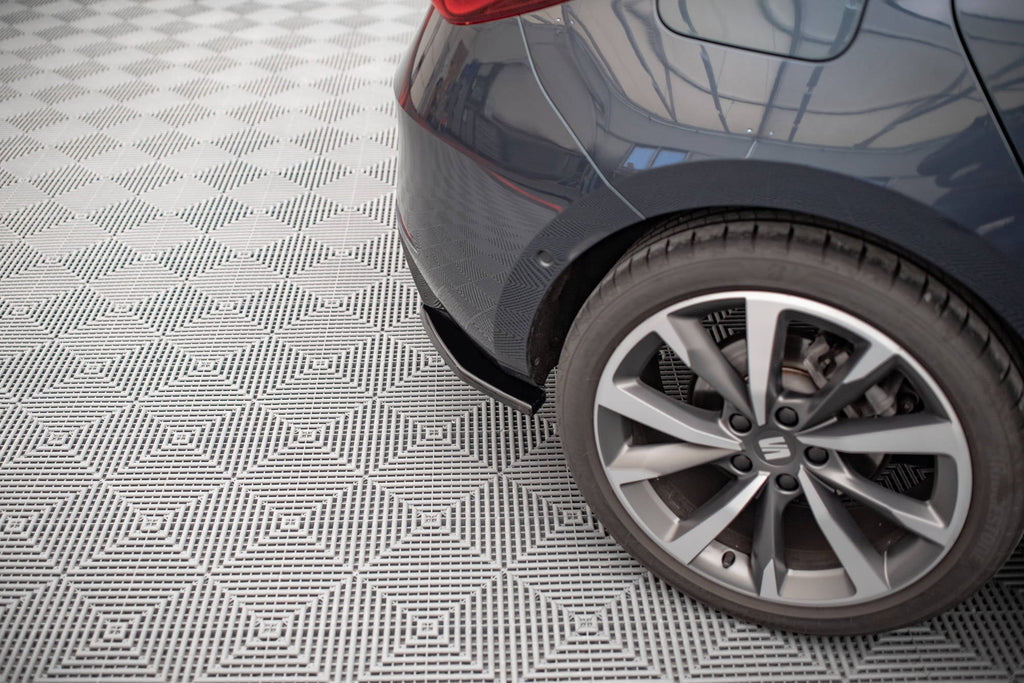 Maxton Design Splitters laterales traseros para Seat Leon FR Hatchback Mk4 - imagen 4