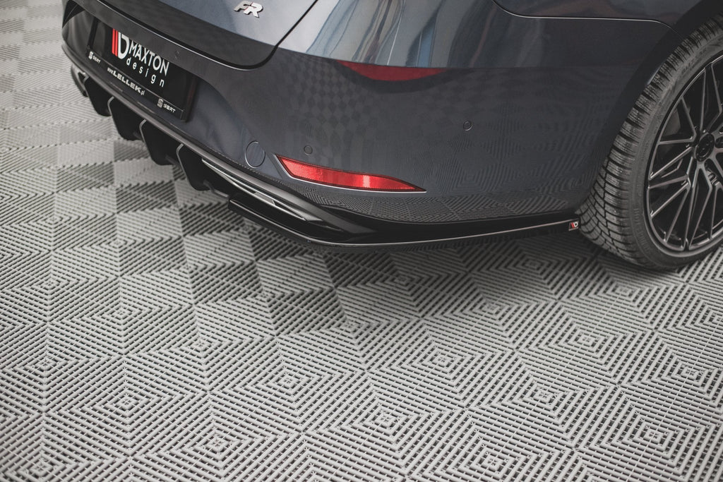 Maxton Design Splitters laterales traseros para Seat Leon FR ST Mk4 - imagen 1