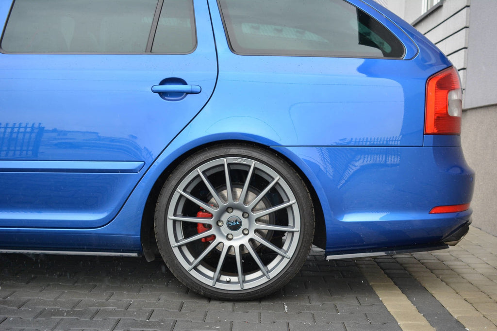 Maxton Design Splitters laterales traseros para Skoda Octavia RS Sedan / Combi Mk2 / Mk2 Facelift - imagen 2