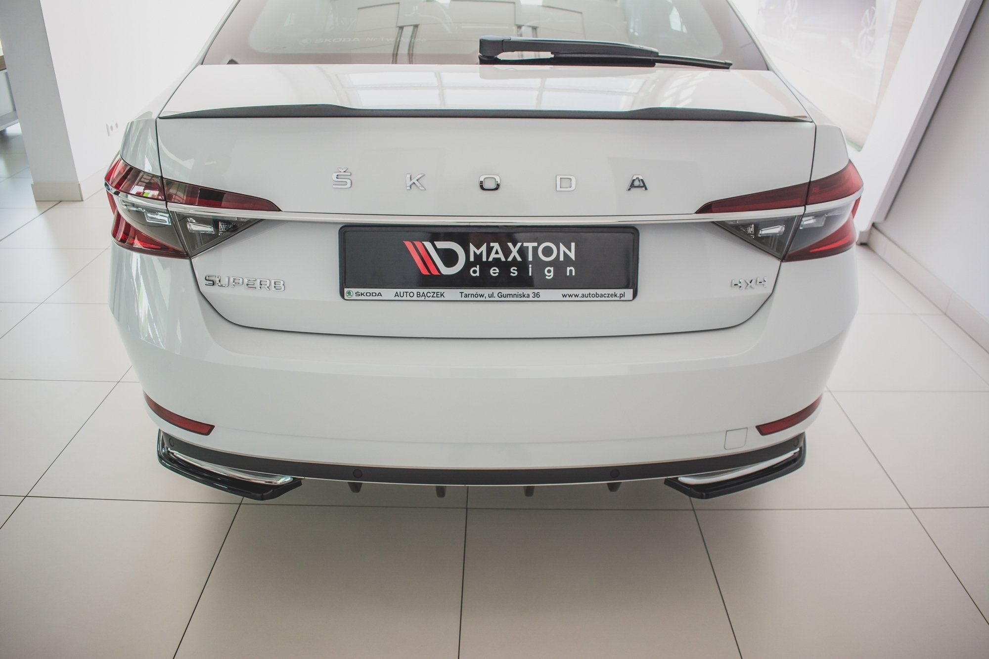Maxton Design Splitters laterales traseros para Skoda Superb Liftback / Combi Mk3 Facelift - imagen 3