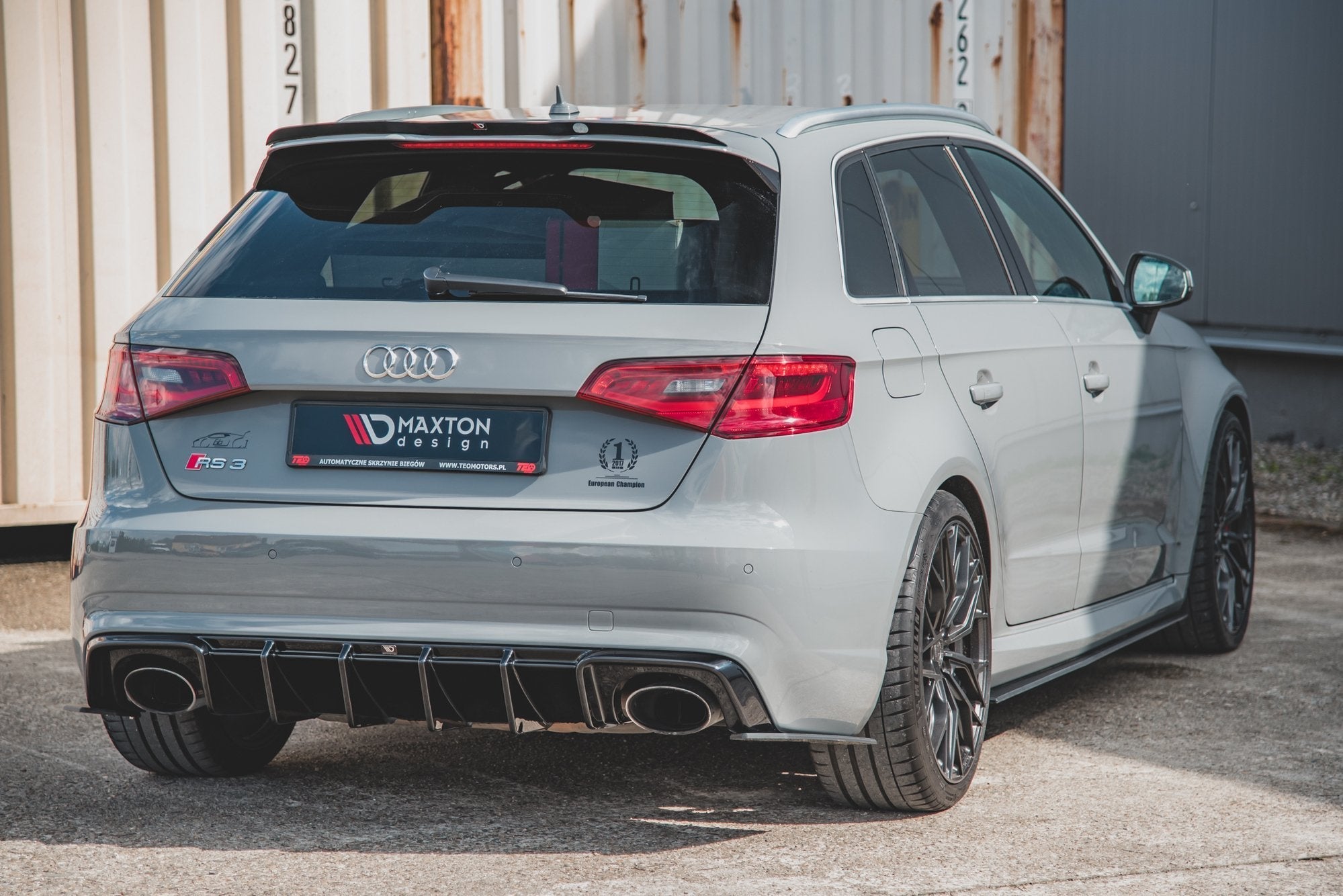 Maxton Design Street Pro Rear Side Splitters para Audi RS3 8V Sportback - imagen 4