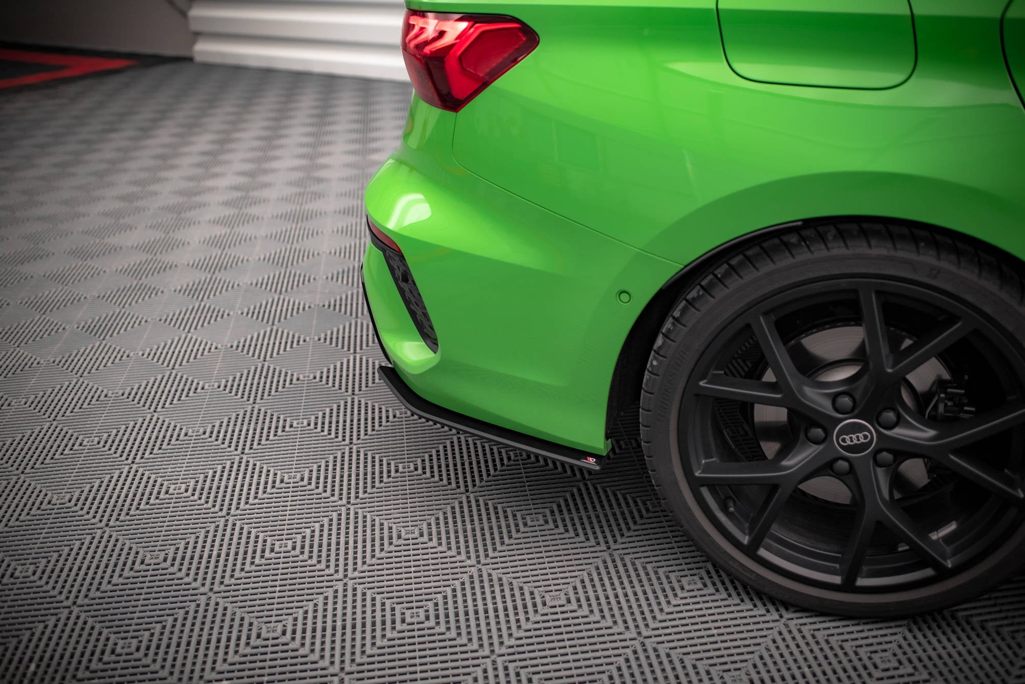 Maxton Design Street Pro Rear Side Splitters para Audi RS3 Sedan 8Y - imagen 3