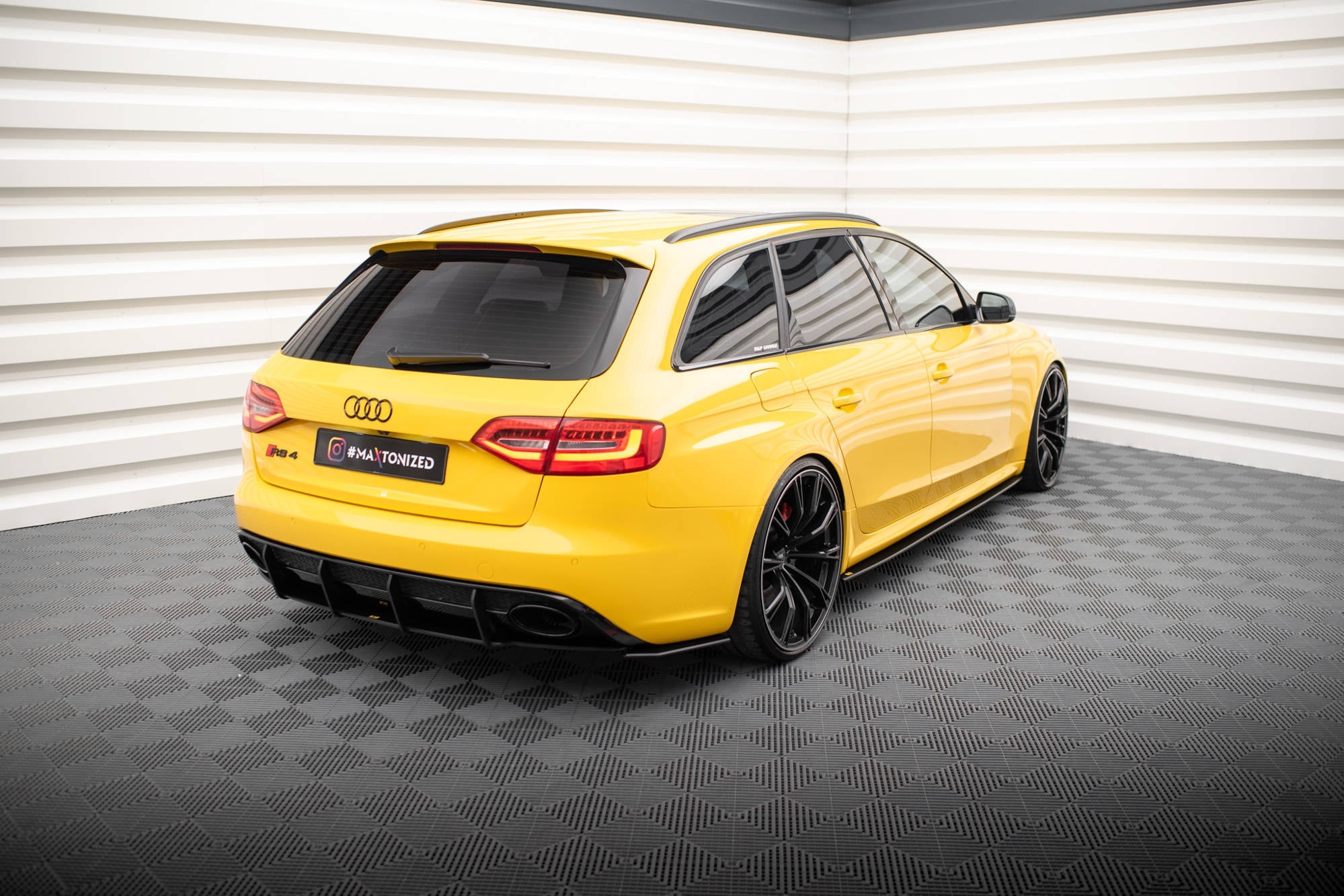 Maxton Design Street Pro Rear Side Splitters para Audi RS4 B8 - imagen 2