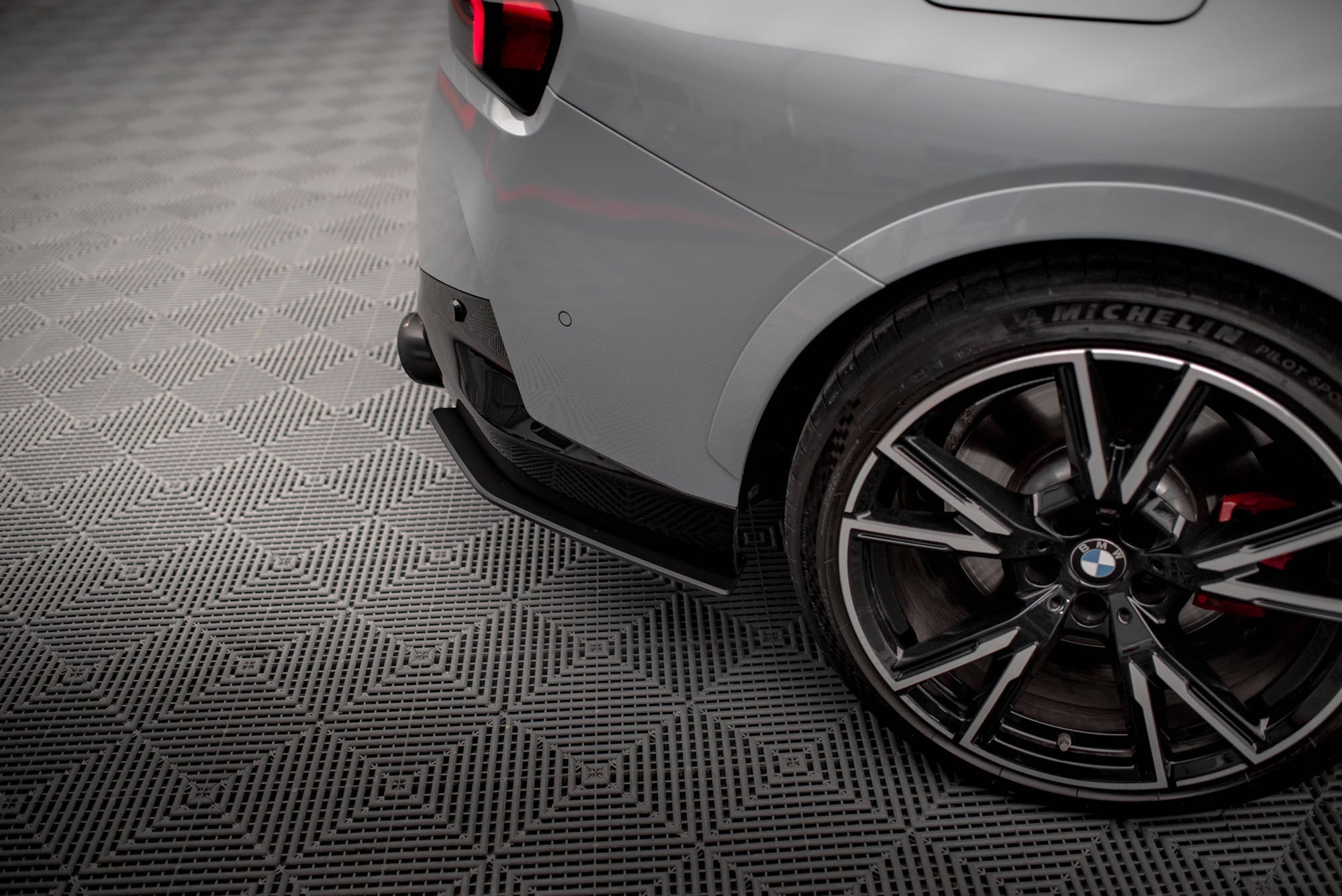 Maxton Design Street Pro Rear Side Splitters para BMW 2 Coupe M240i G42 - imagen 3