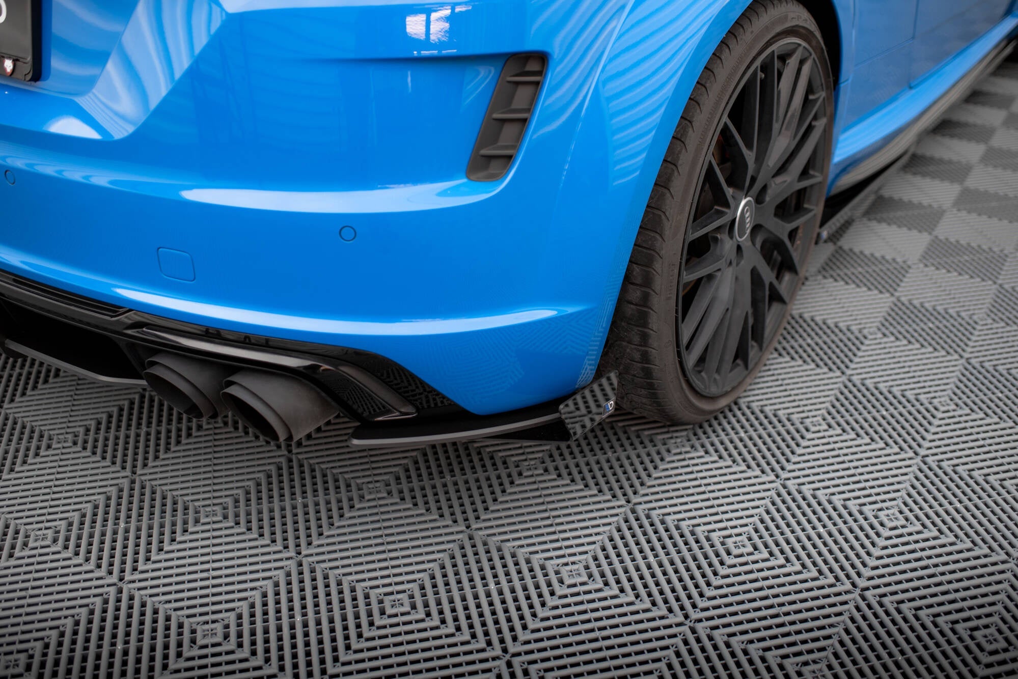 Maxton Design Street Pro Rear Side Splitters + Flaps para Audi TT S 8S Facelift - imagen 1