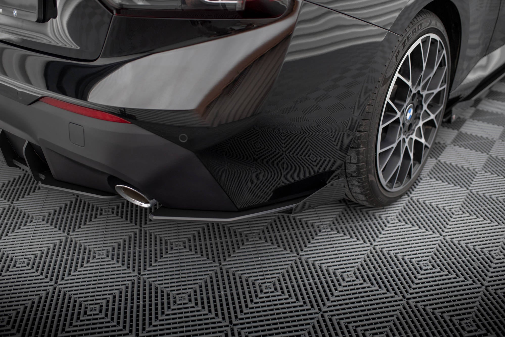 Maxton Design Street Pro Rear Side Splitters + Flaps para BMW 2 Coupe G42 - imagen 1