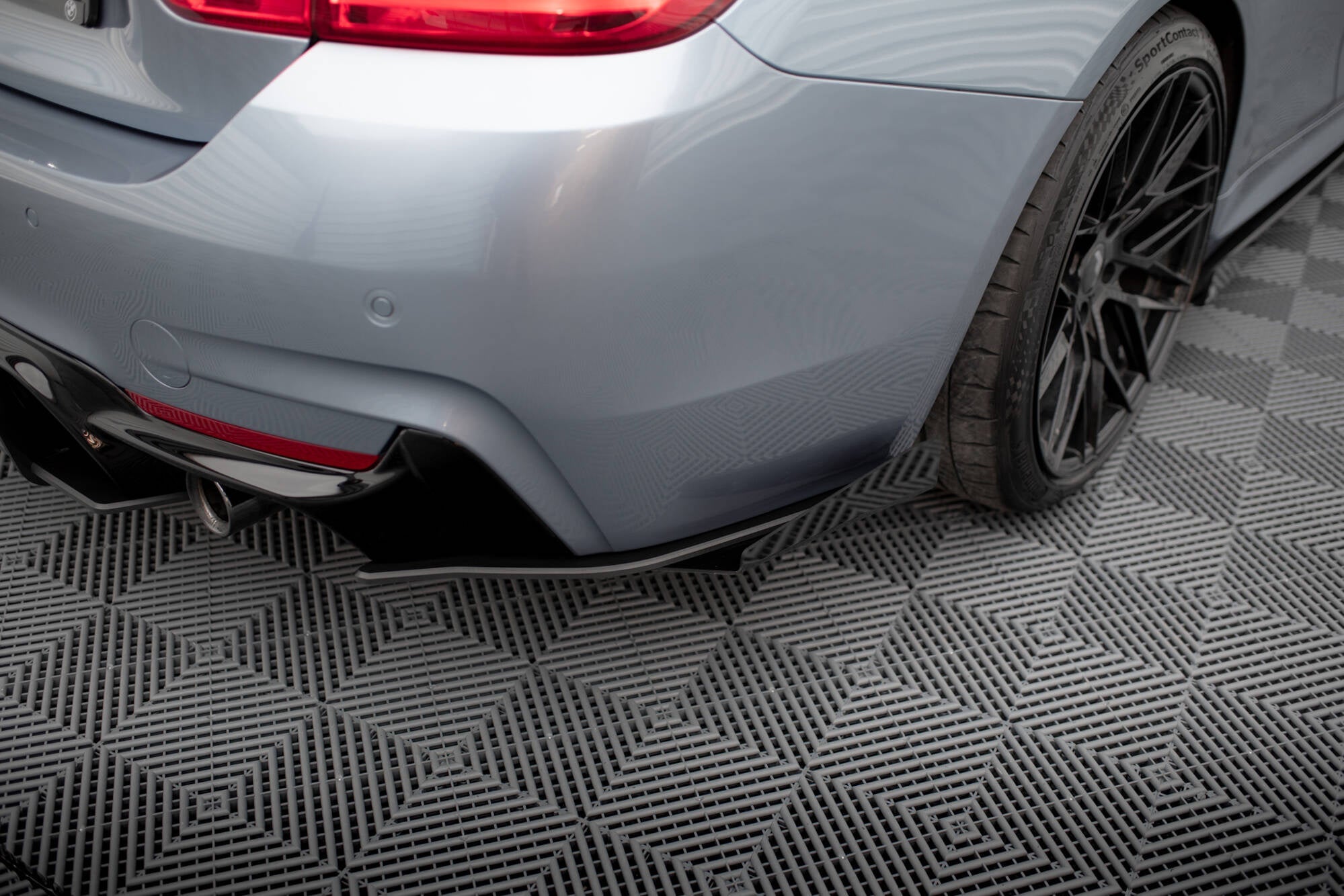 Maxton Design Street Pro Rear Side Splitters + Flaps para BMW 435i Coupe M-Pack F32 - imagen 1