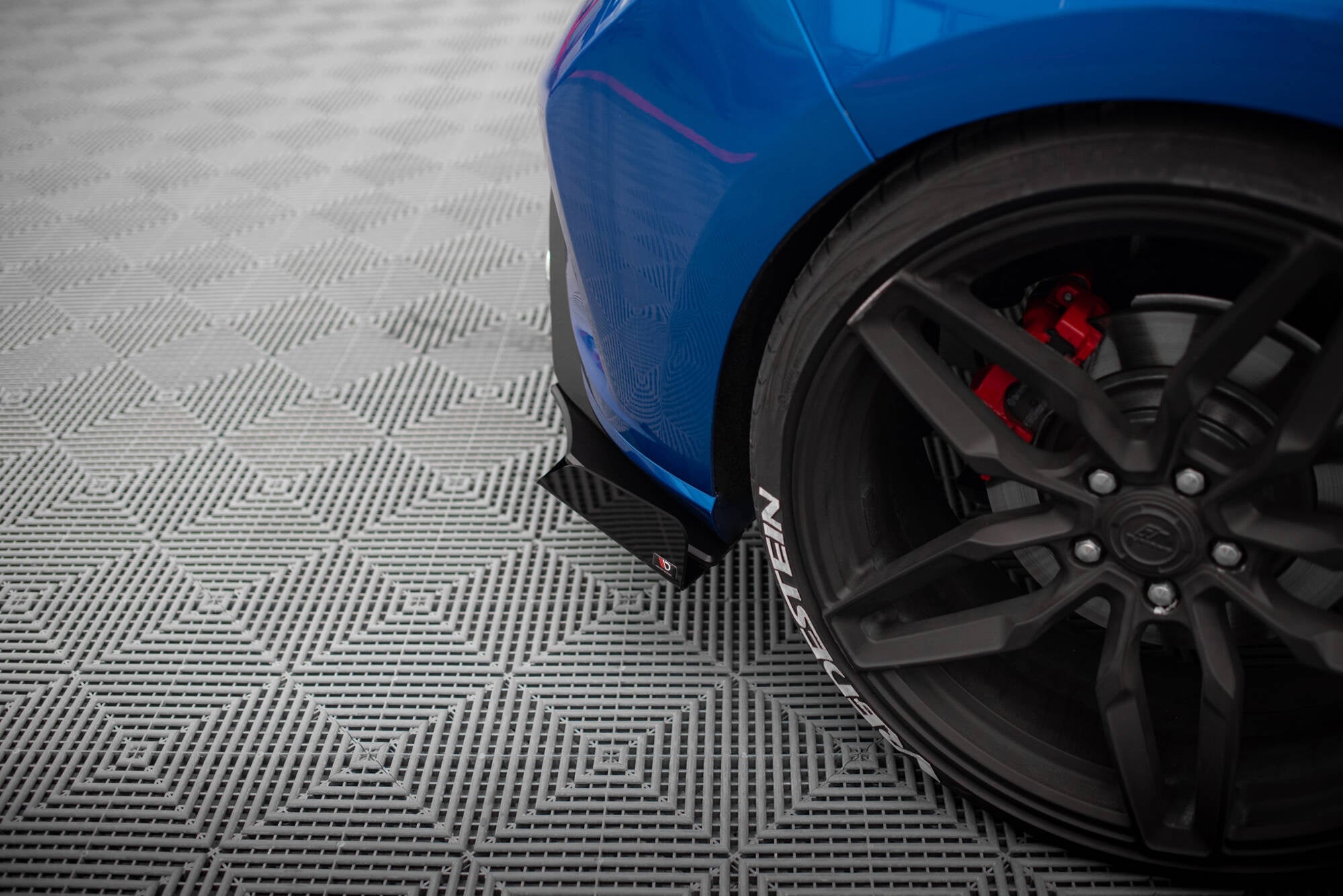 Maxton Design Street Pro Rear Side Splitters + Flaps para Ford Focus ST Mk4 - imagen 8