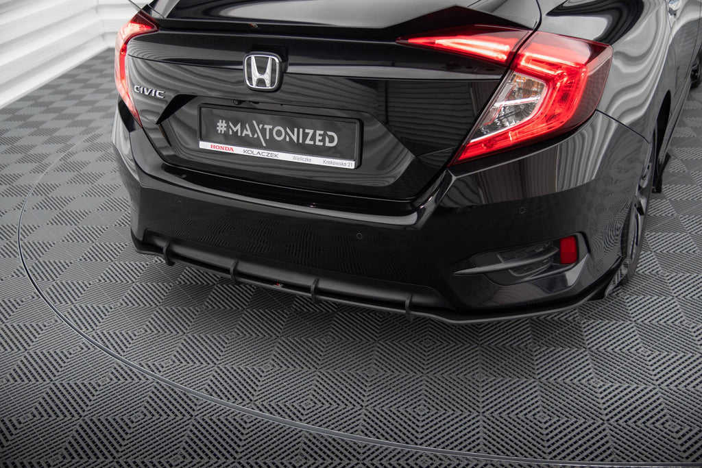 Maxton Design Street Pro Rear Side Splitters + Flaps para Honda Civic Mk10 - imagen 3