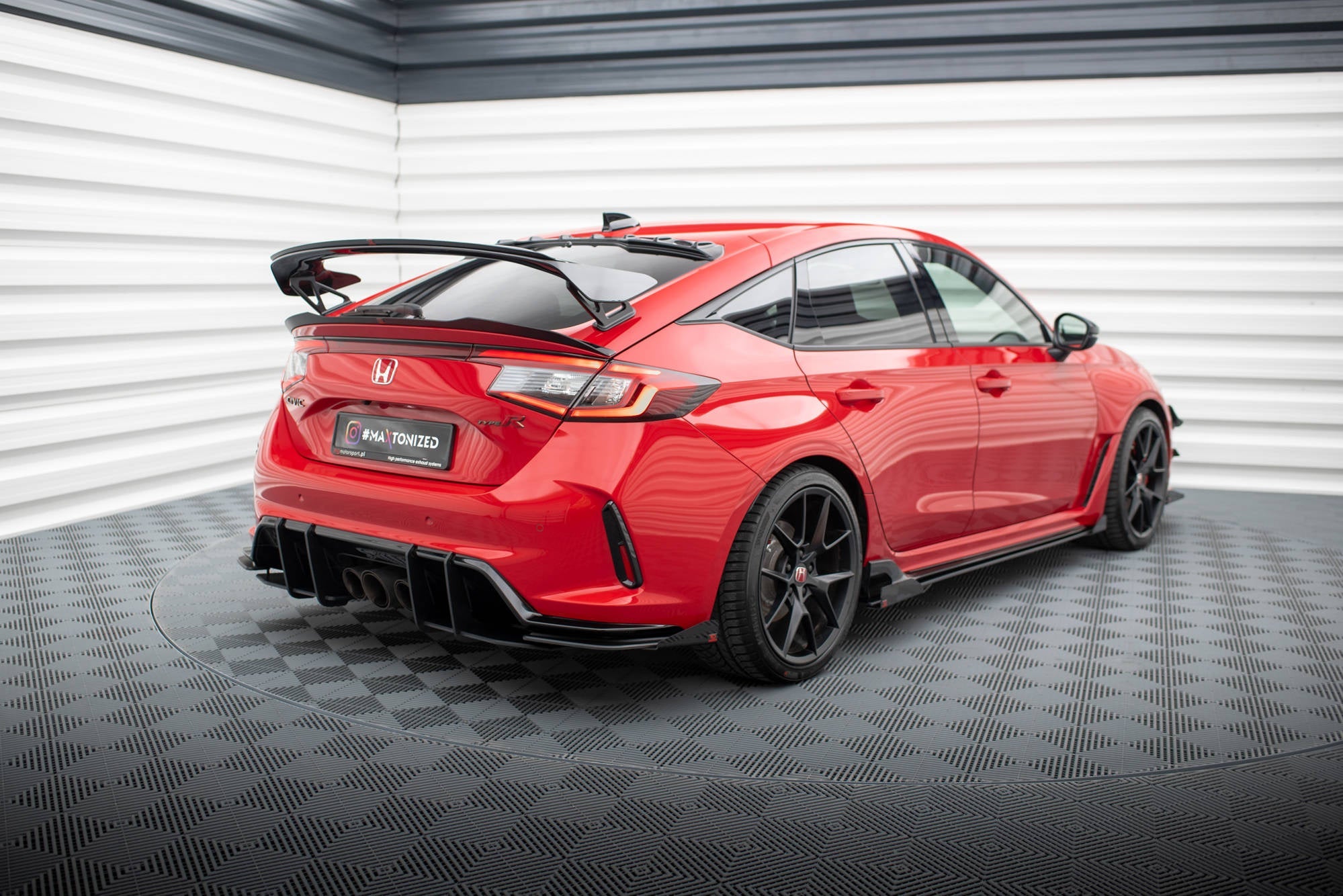 Maxton Design Street Pro Rear Side Splitters + Flaps para Honda Civic Type-R Mk 11 - imagen 2
