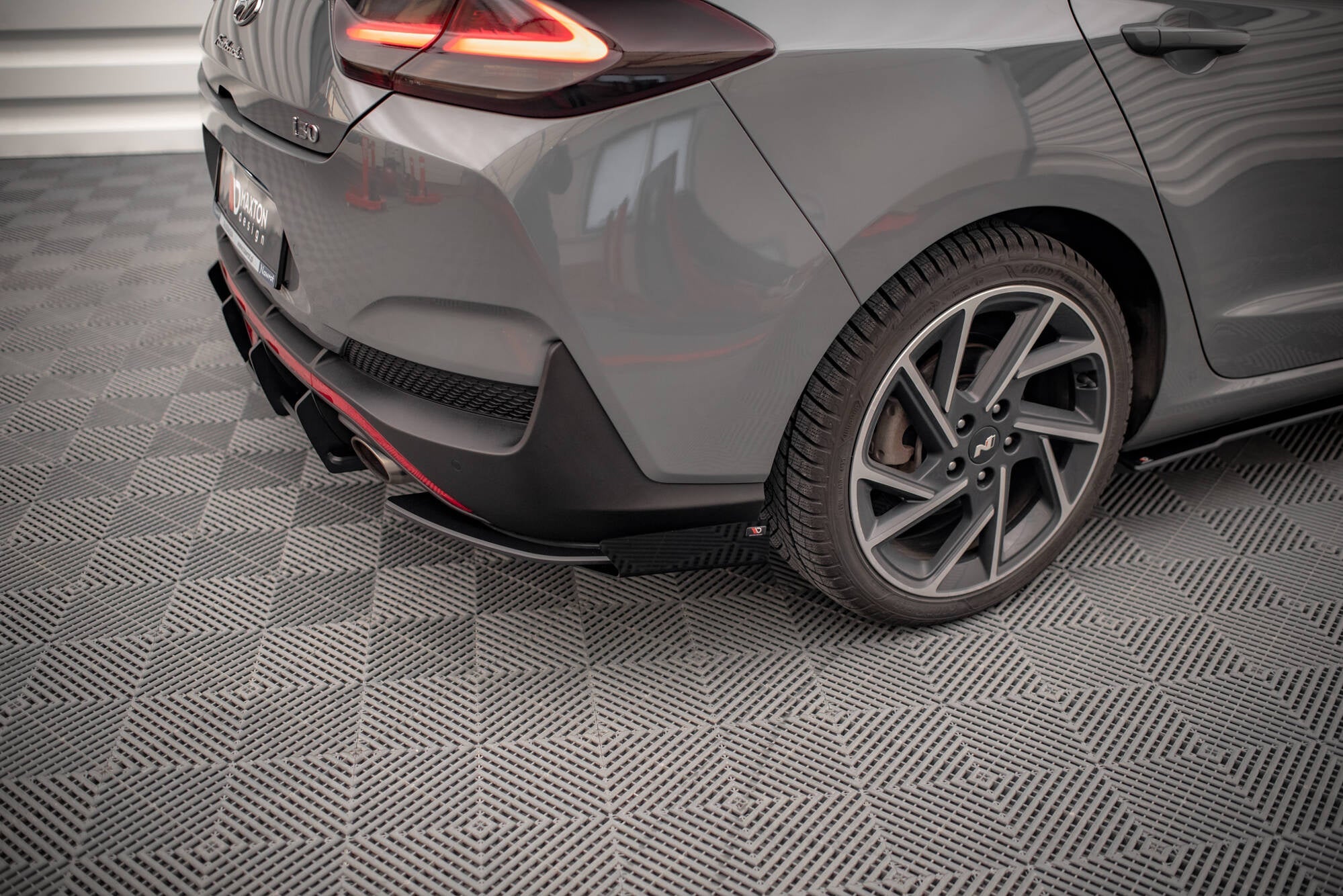 Maxton Design Street Pro Rear Side Splitters + Flaps para Hyundai I30 Fastback N-Line Mk3 Facelift - imagen 9
