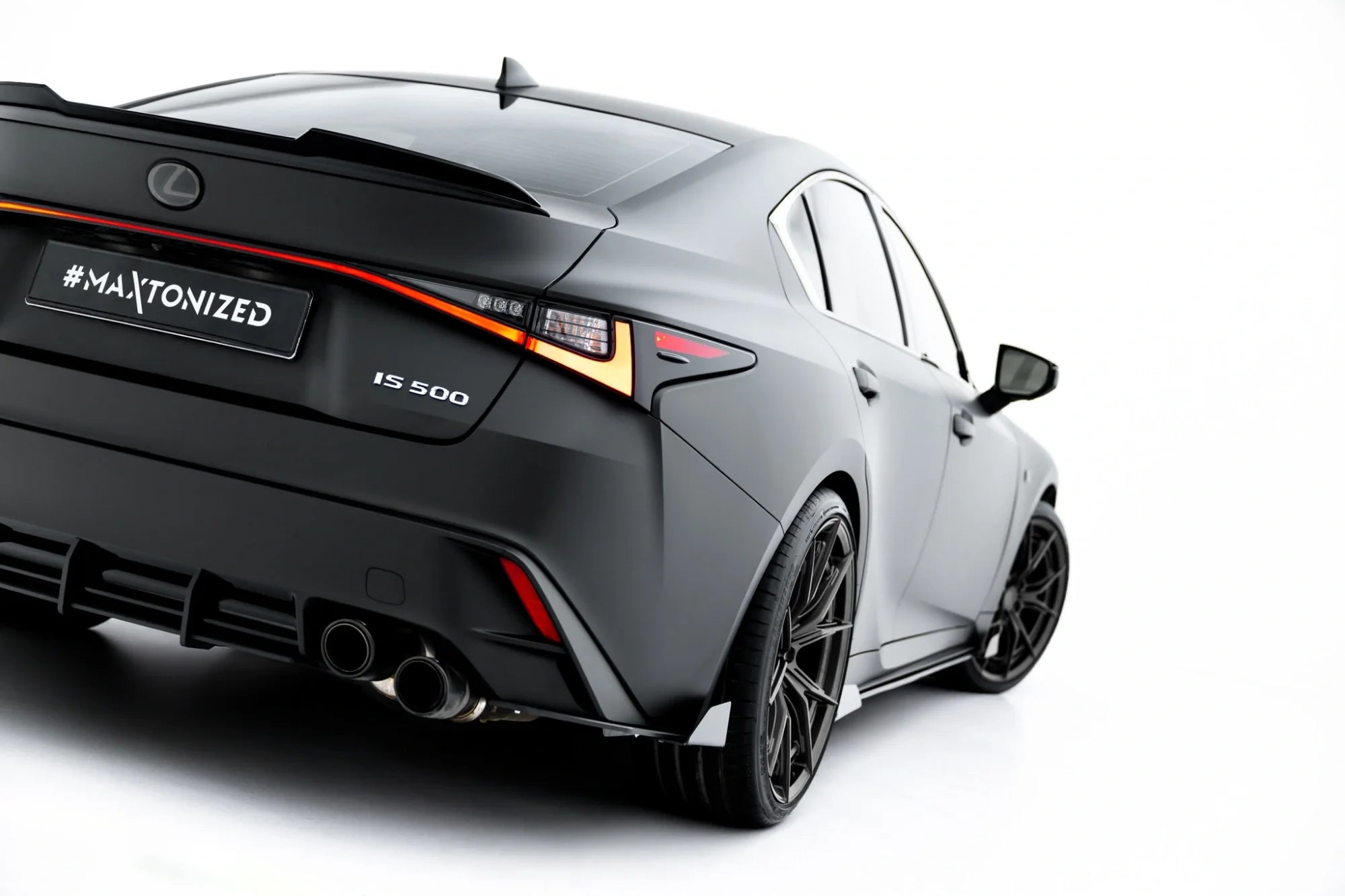 Maxton Design Street Pro Rear Side Splitters + Flaps para Lexus IS 500 Mk3 Facelift 2 (XE30) - imagen 1