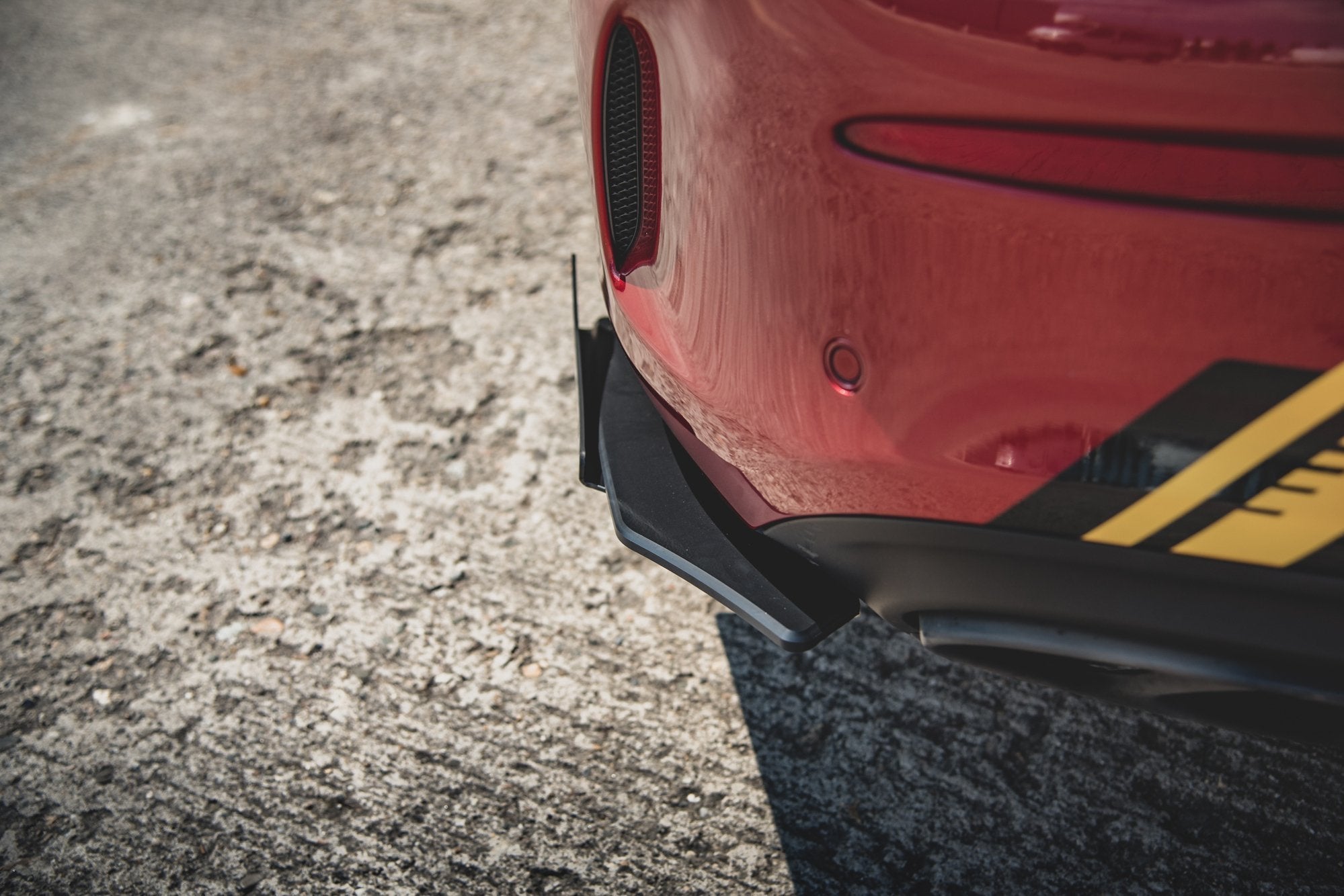 Maxton Design Street Pro Rear Side Splitters + Flaps para Mercedes-AMG C43 Coupe C205 - imagen 4