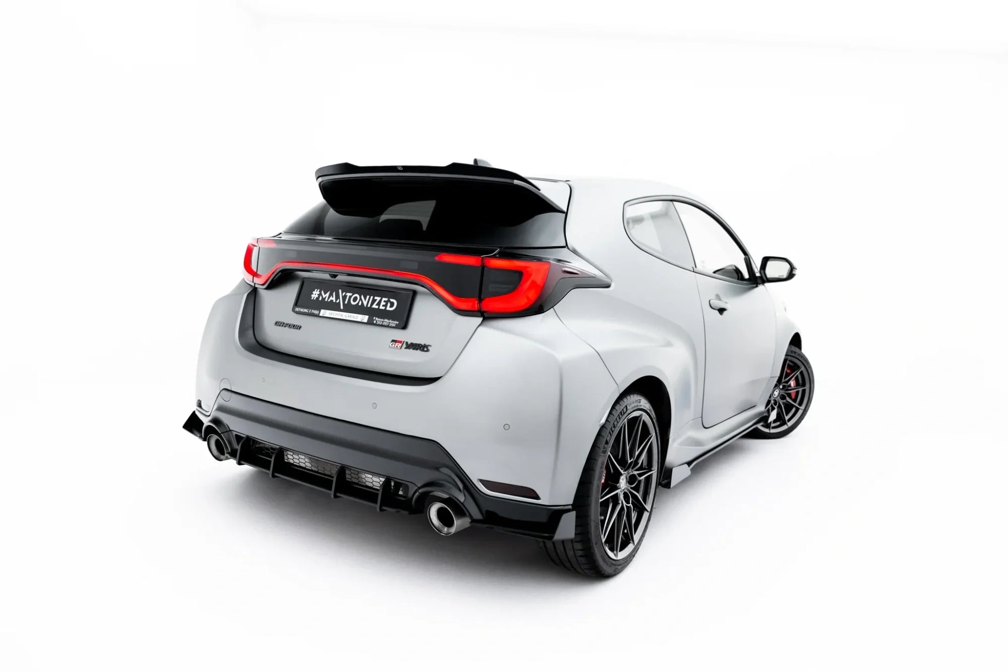 Maxton Design Street Pro Rear Side Splitters + Flaps para Toyota GR Yaris Mk4 Facelift - imagen 3