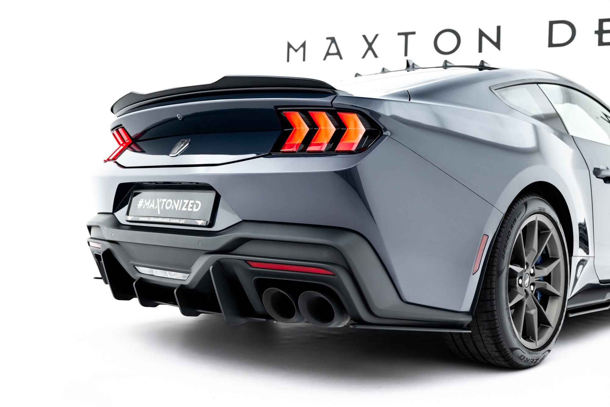Maxton Design Street Pro Rear Side Splitters para Ford Mustang Dark Horse Mk7 - imagen 4