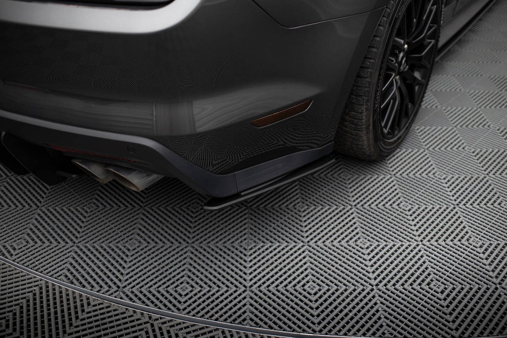 Maxton Design Street Pro Rear Side Splitters para Ford Mustang GT Mk6 - imagen 1