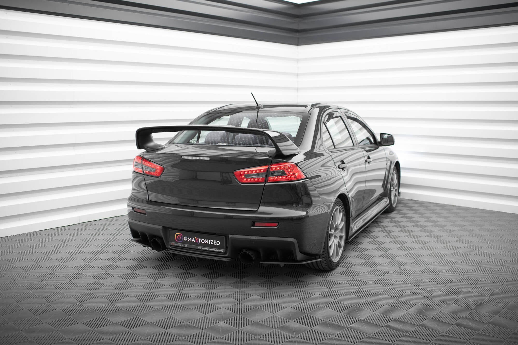 Maxton Design Street Pro Rear Side Splitters para Mitsubishi Lancer EVO X - imagen 2