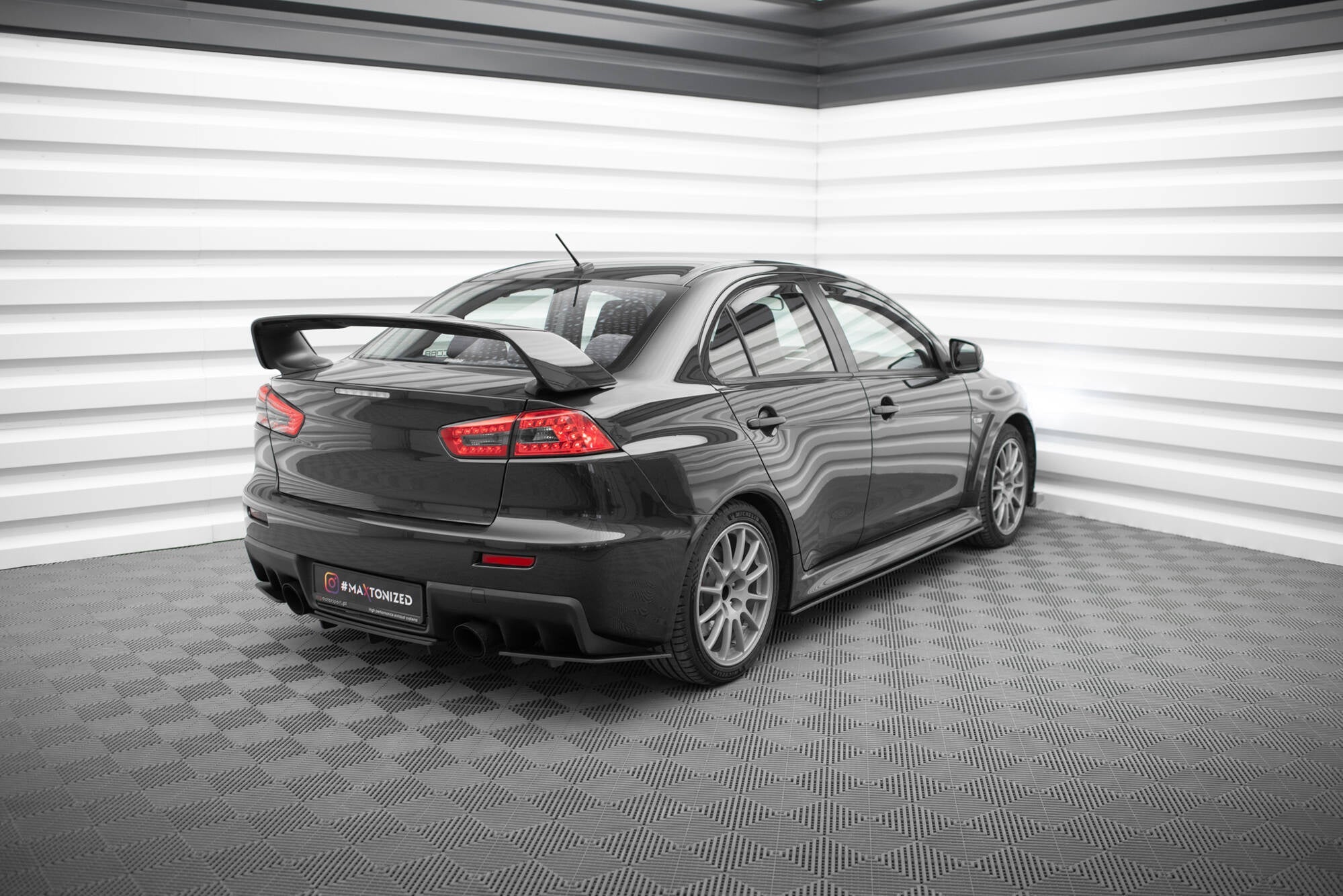 Maxton Design Street Pro Rear Side Splitters para Mitsubishi Lancer EVO X - imagen 4
