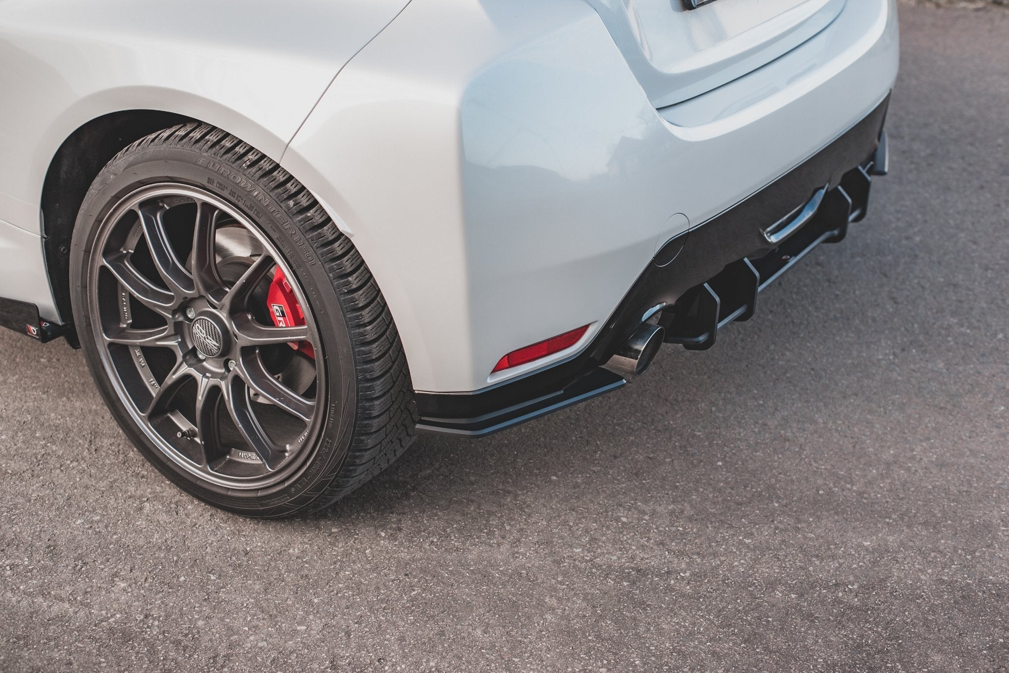 Maxton Design Street Pro Rear Side Splitters para Toyota GR Yaris Mk4 - imagen 1
