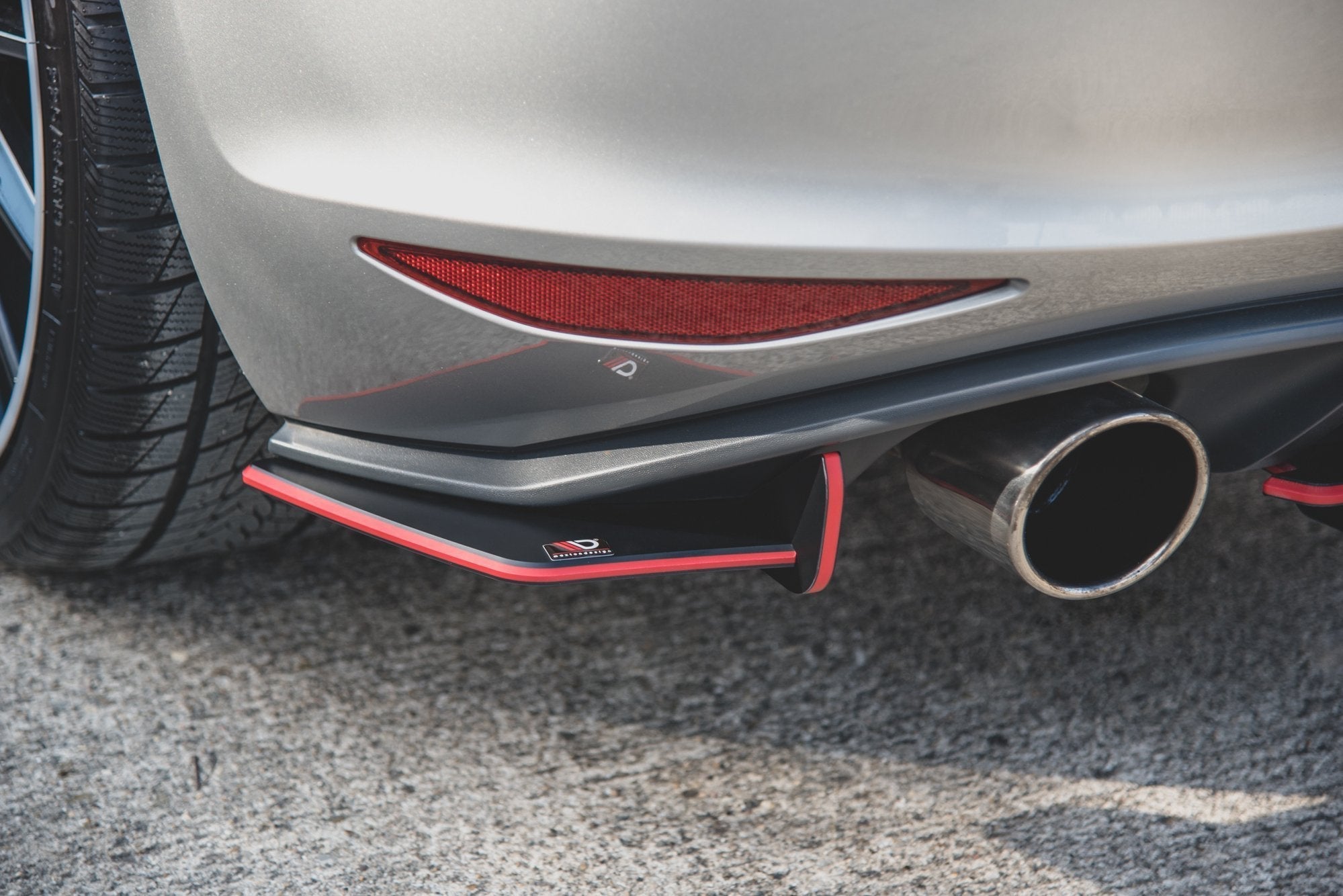 Maxton Design Street Pro Rear Side Splitters V.1 para Volkswagen Golf Mk7 GTI - imagen 10