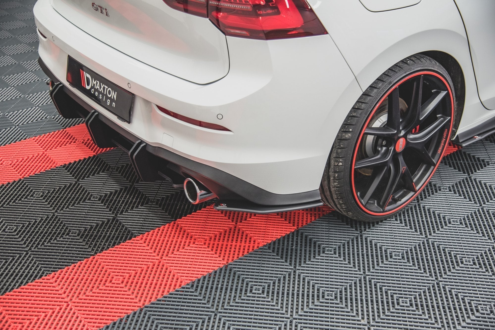 Maxton Design Street Pro Rear Side Splitters V.1 para Volkswagen Golf GTI / GTE / R-Line Mk8 - imagen 6