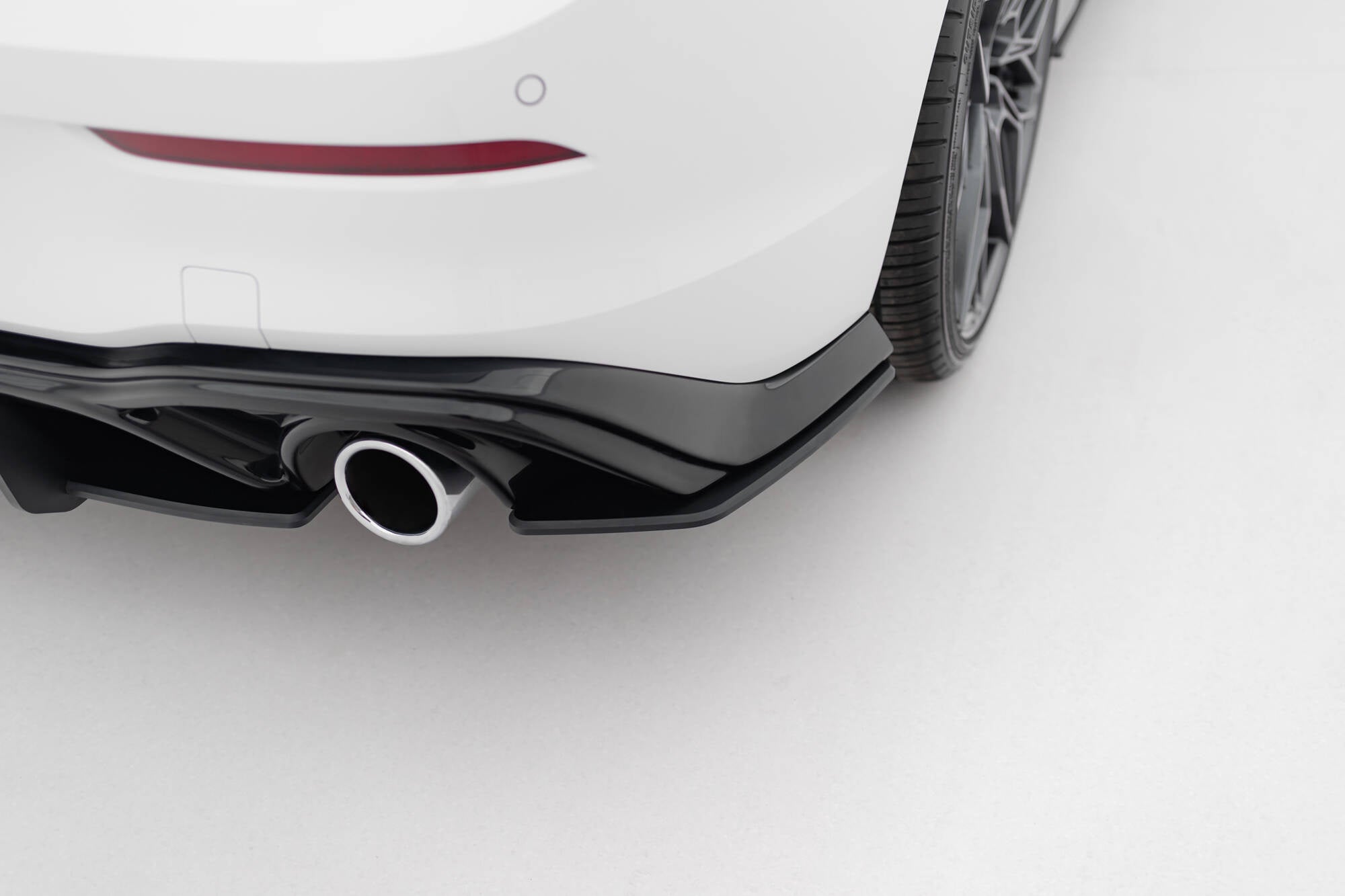 Maxton Design Street Pro Rear Side Splitters V.1 para Volkswagen Golf GTI Mk8 para only with : VW-GO-8-GTI-RS2G - imagen 1