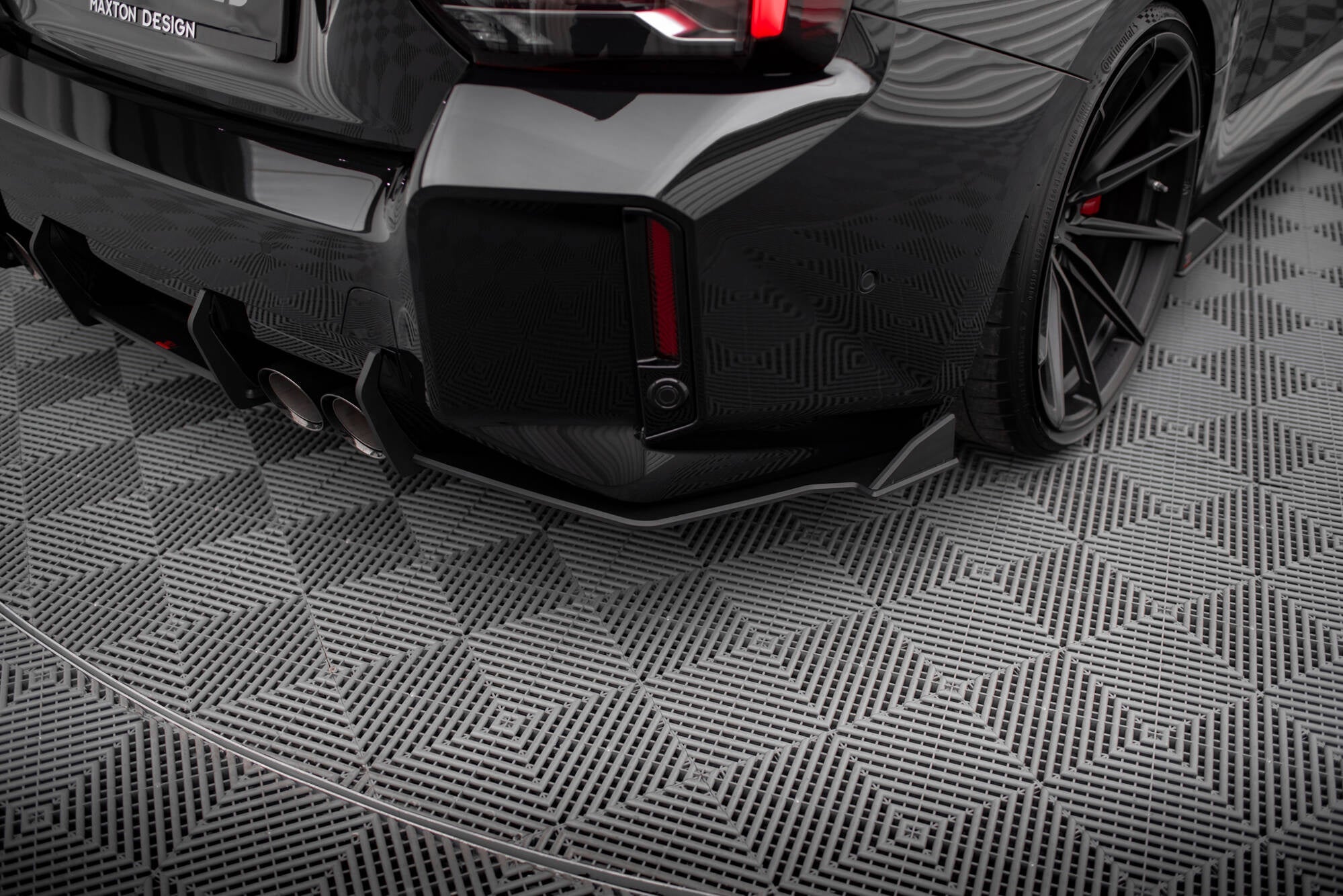 Maxton Design Street Pro Rear Side Splitters V.2 para BMW M2 G87 - imagen 1