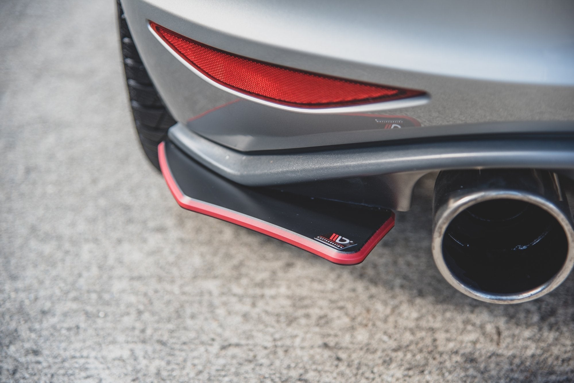 Maxton Design Street Pro Rear Side Splitters V.2 para Volkswagen Golf Mk7 GTI - imagen 9